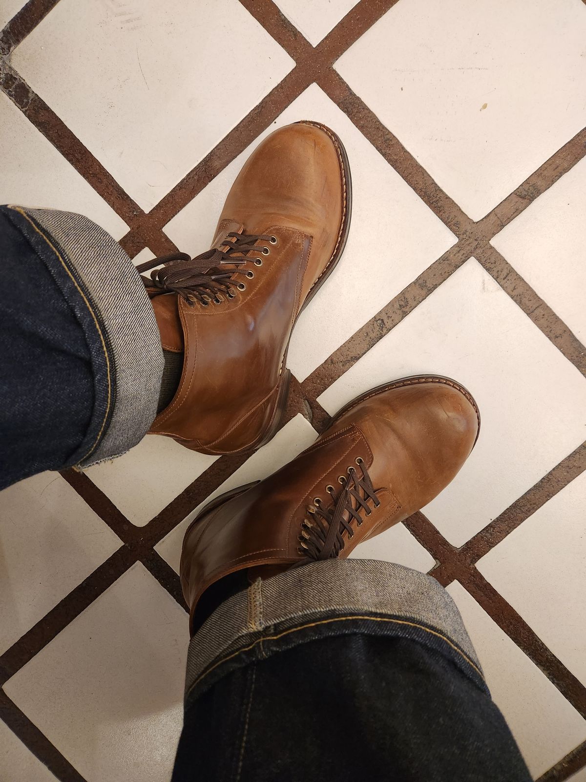 Photo by tlmader on December 15, 2023 of the Julian Boots Madison in Horween Bourbon Shell Cordovan.