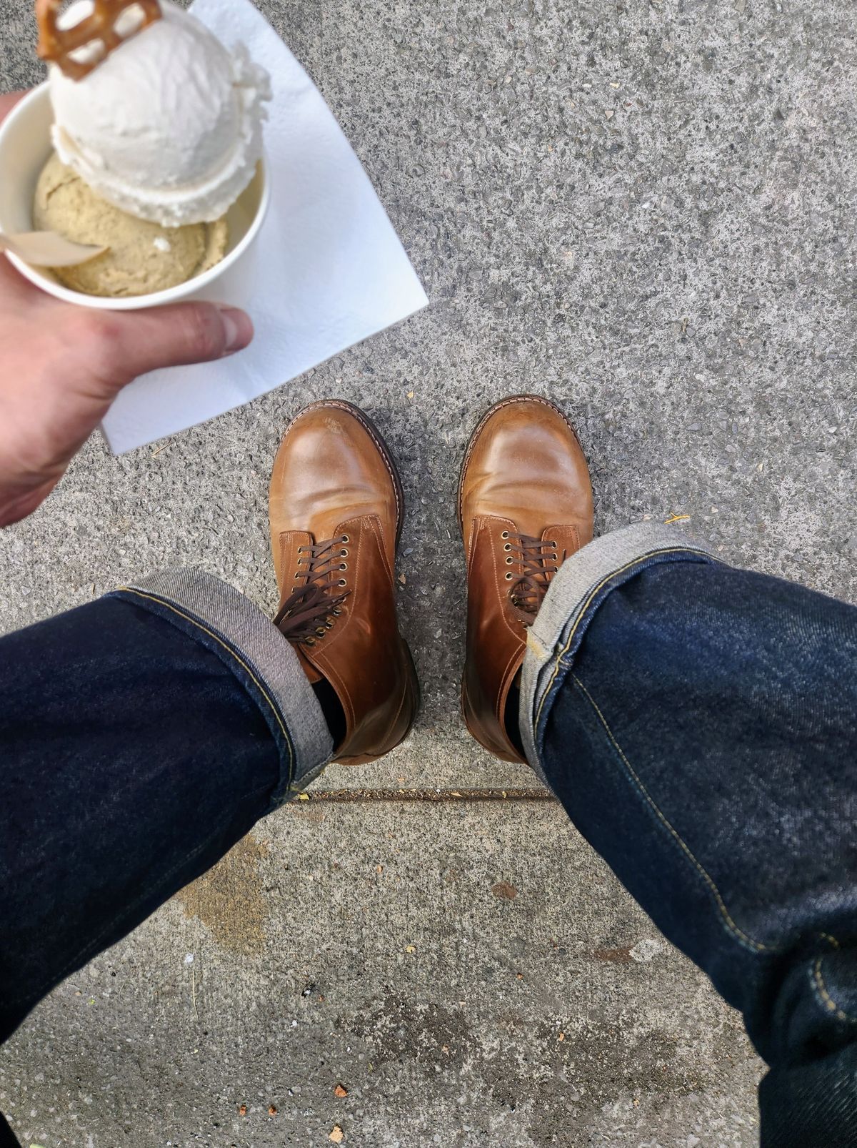 Photo by tlmader on December 19, 2023 of the Julian Boots Madison in Horween Bourbon Shell Cordovan.