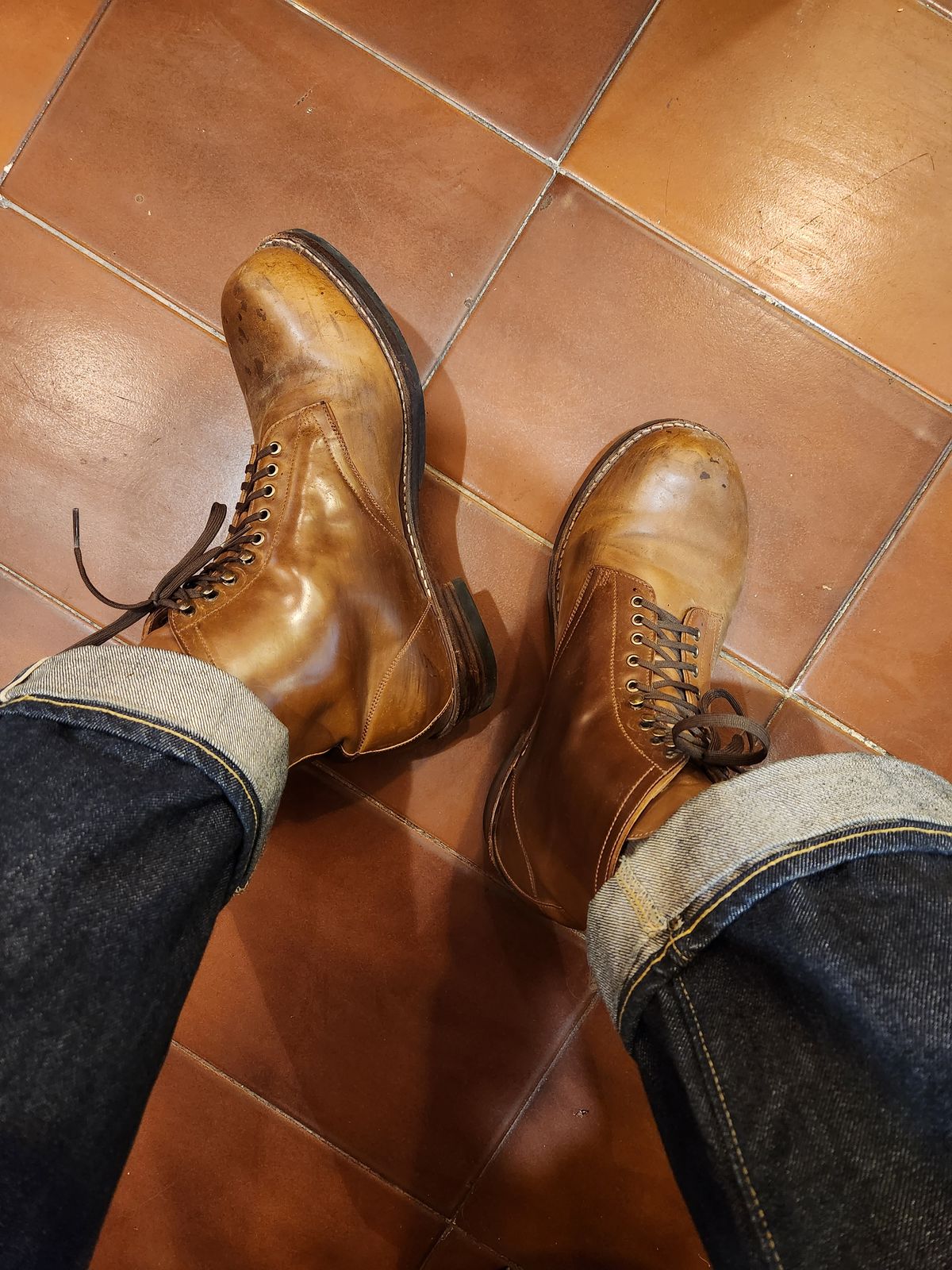 Photo by tlmader on December 26, 2023 of the Julian Boots Madison in Horween Bourbon Shell Cordovan.