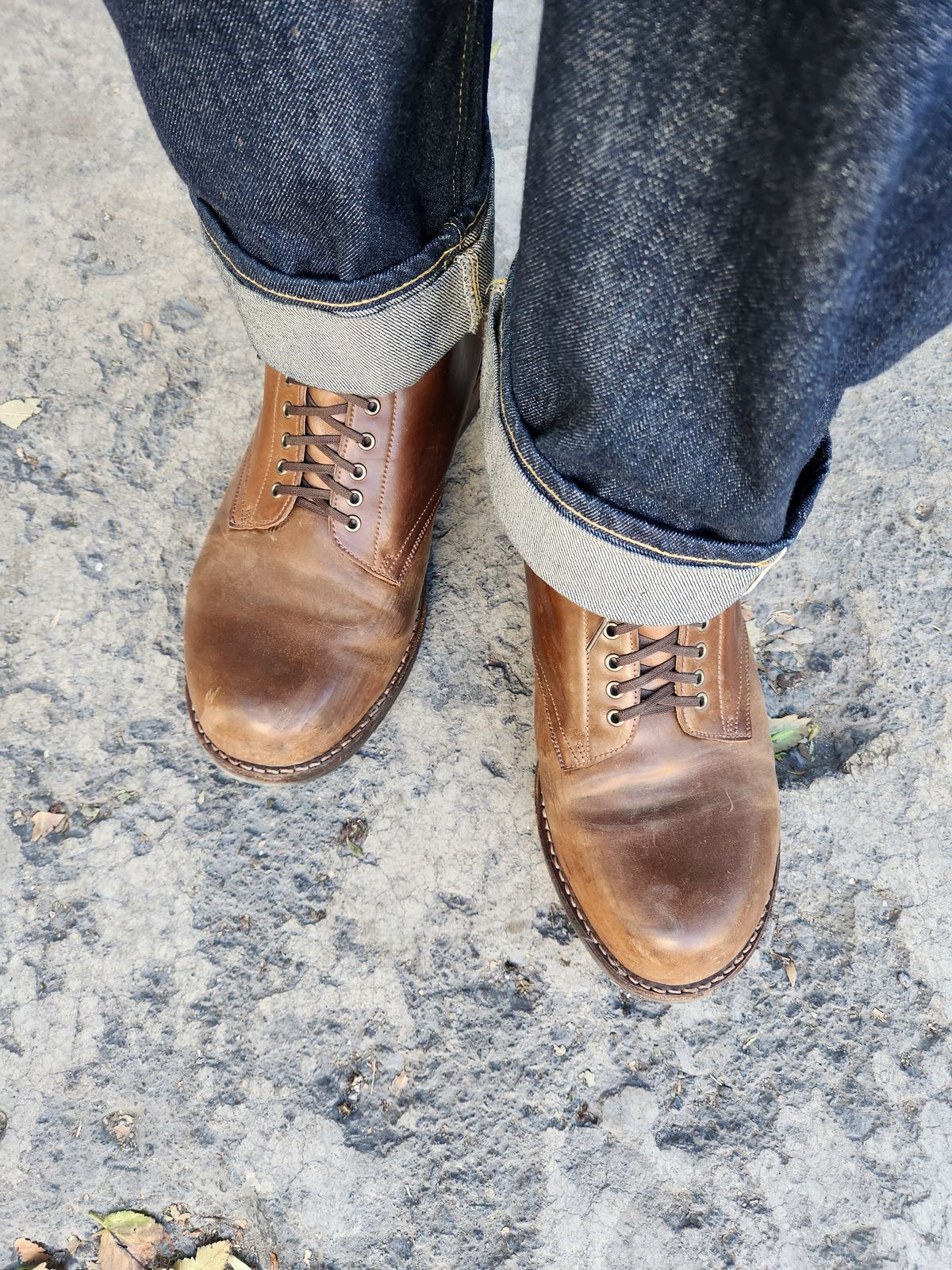 Photo by tlmader on January 4, 2024 of the Julian Boots Madison in Horween Bourbon Shell Cordovan.