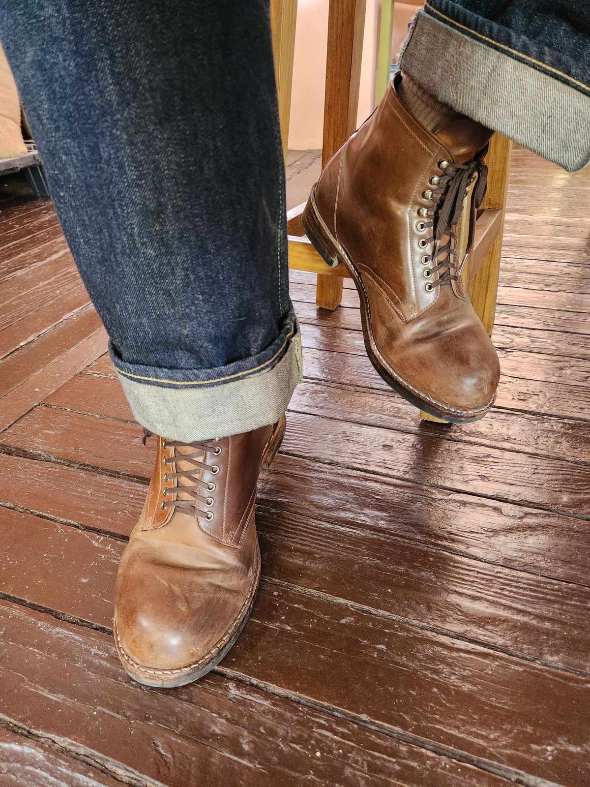 Photo by tlmader on February 3, 2024 of the Julian Boots Madison in Horween Bourbon Shell Cordovan.