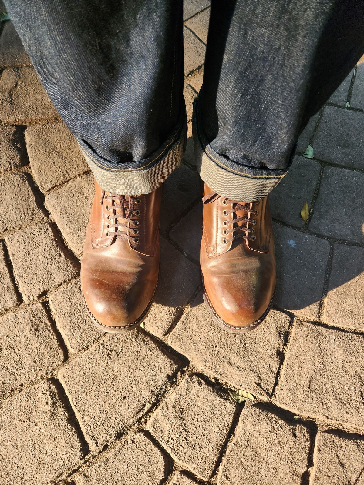 Photo by tlmader on February 23, 2024 of the Julian Boots Madison in Horween Bourbon Shell Cordovan.