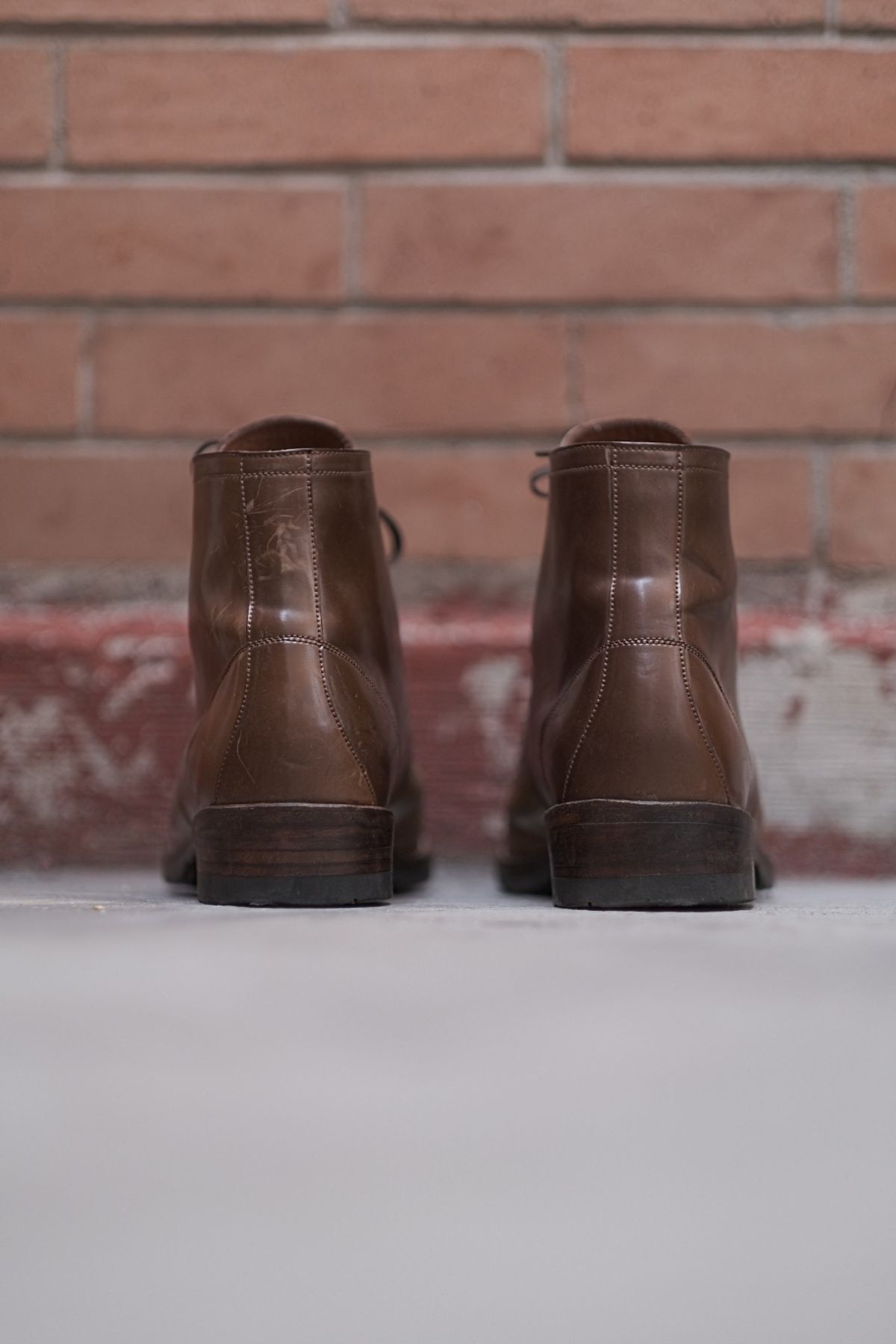 Photo by tlmader on December 6, 2023 of the Julian Boots Madison in Horween Bourbon Shell Cordovan.