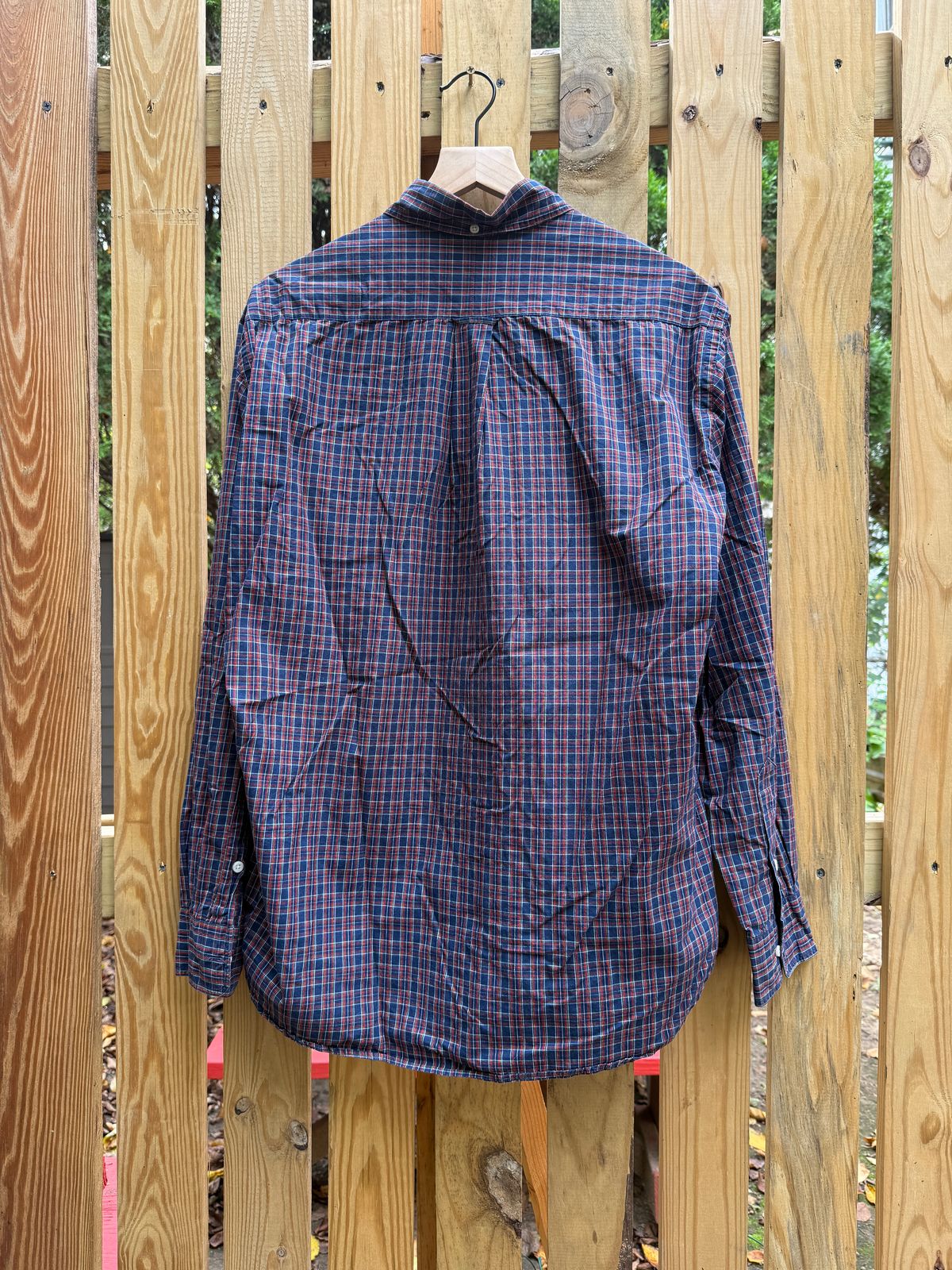 Photo by tlmader on September 27, 2025 of the Gitman Vintage Oxford Shirt in Navy/Red Check Poplin.