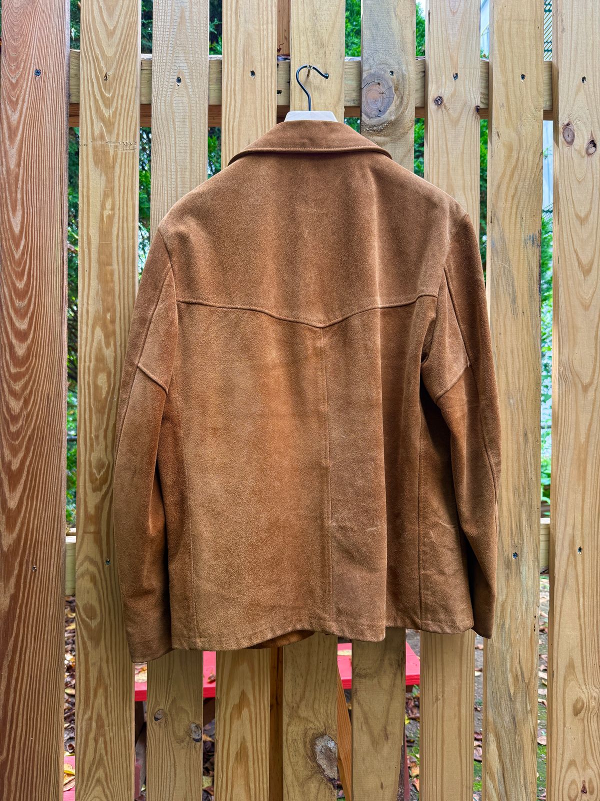 Photo by tlmader on September 27, 2025 of the Schott 80s Western Jacket in Suede.