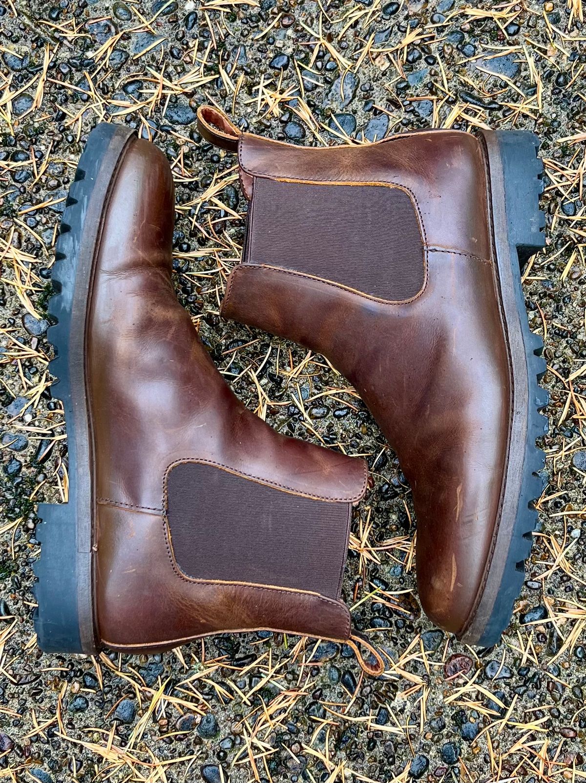 Photo by jenr.l.good on December 2, 2023 of the Patina Welted Chelsea Boot in Canyon Full Grain.