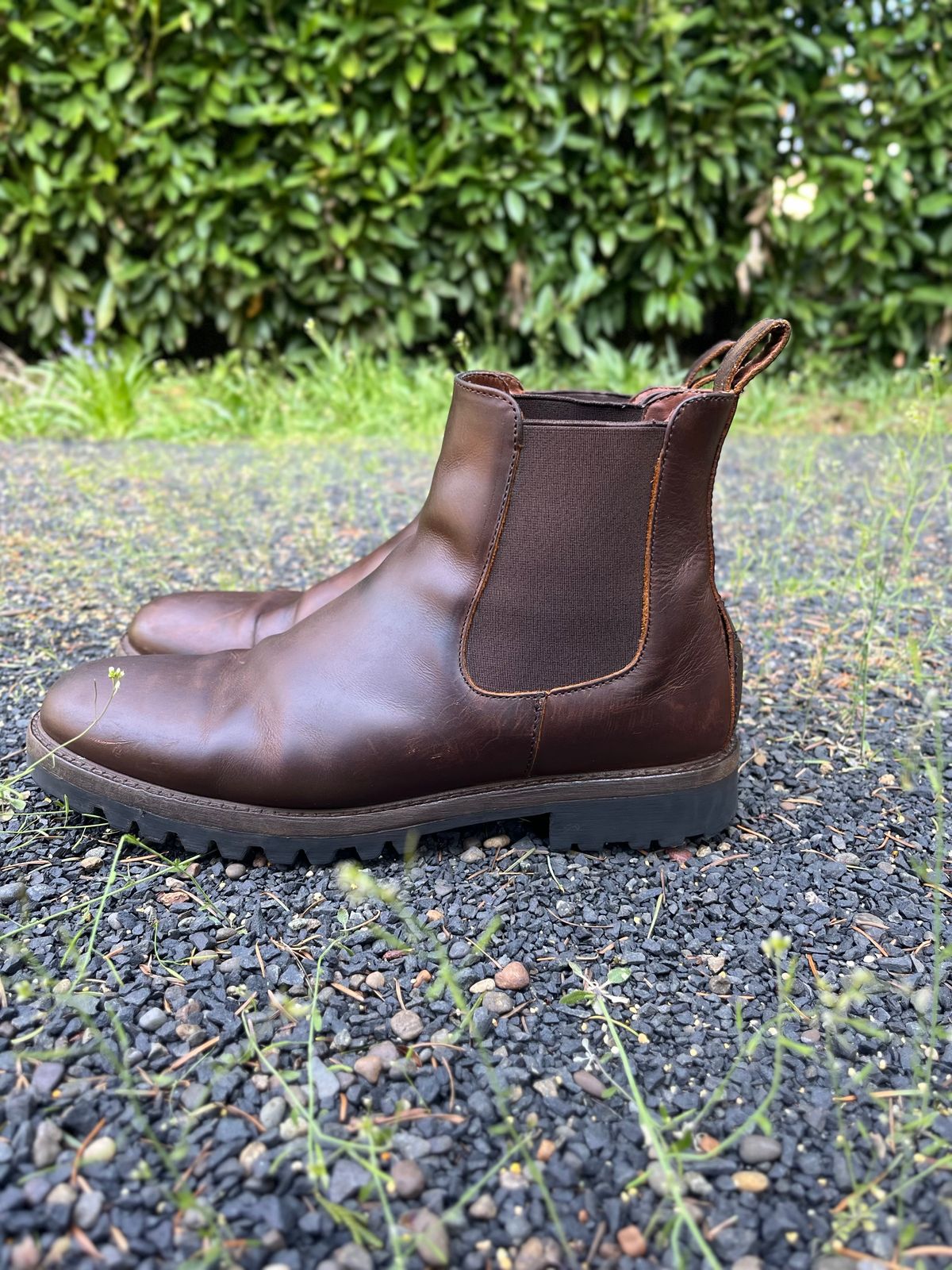 Photo by jenr.l.good on April 1, 2024 of the Patina Welted Chelsea Boot in Canyon Full Grain.