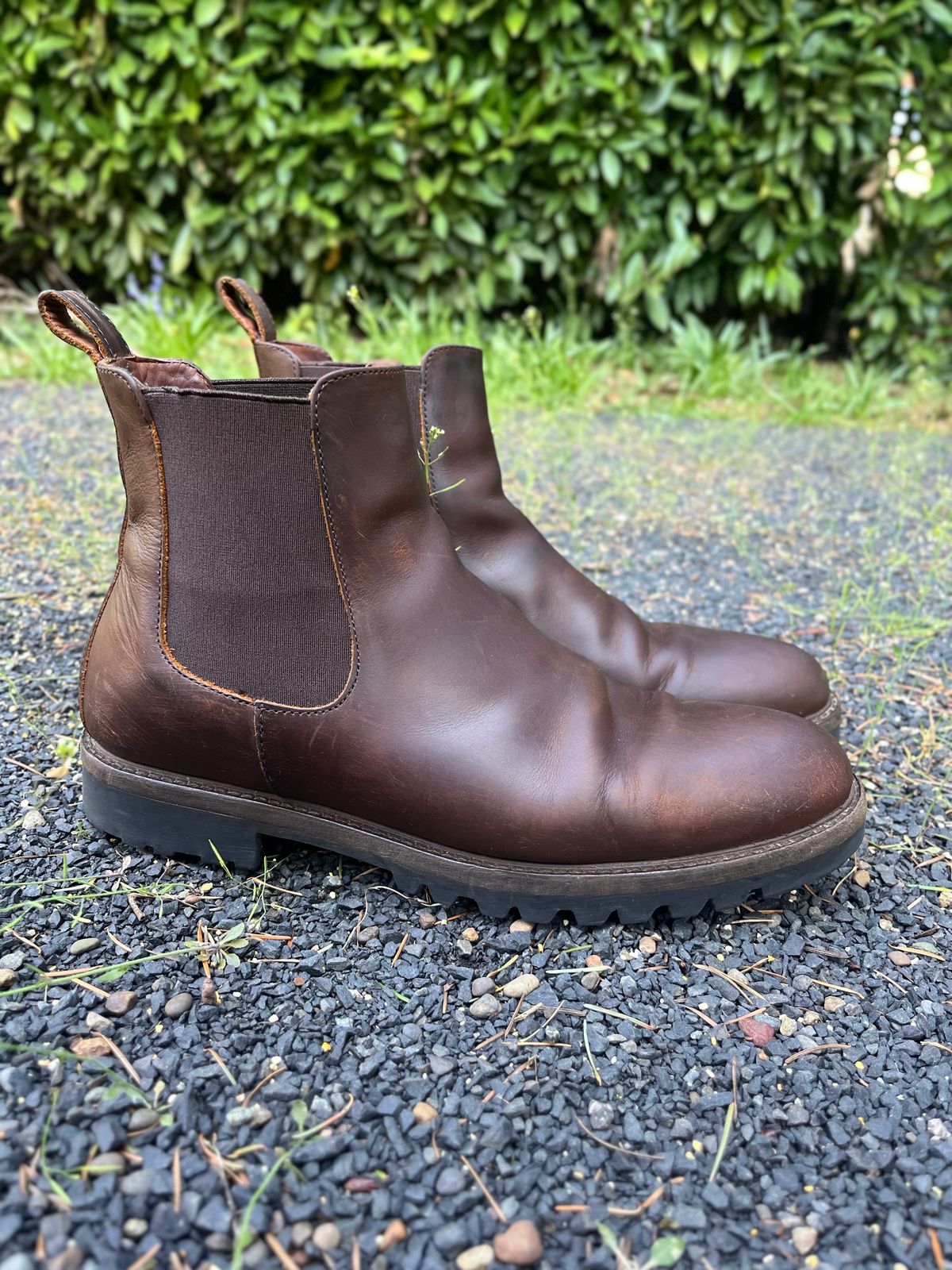 Photo by jenr.l.good on April 1, 2024 of the Patina Welted Chelsea Boot in Canyon Full Grain.