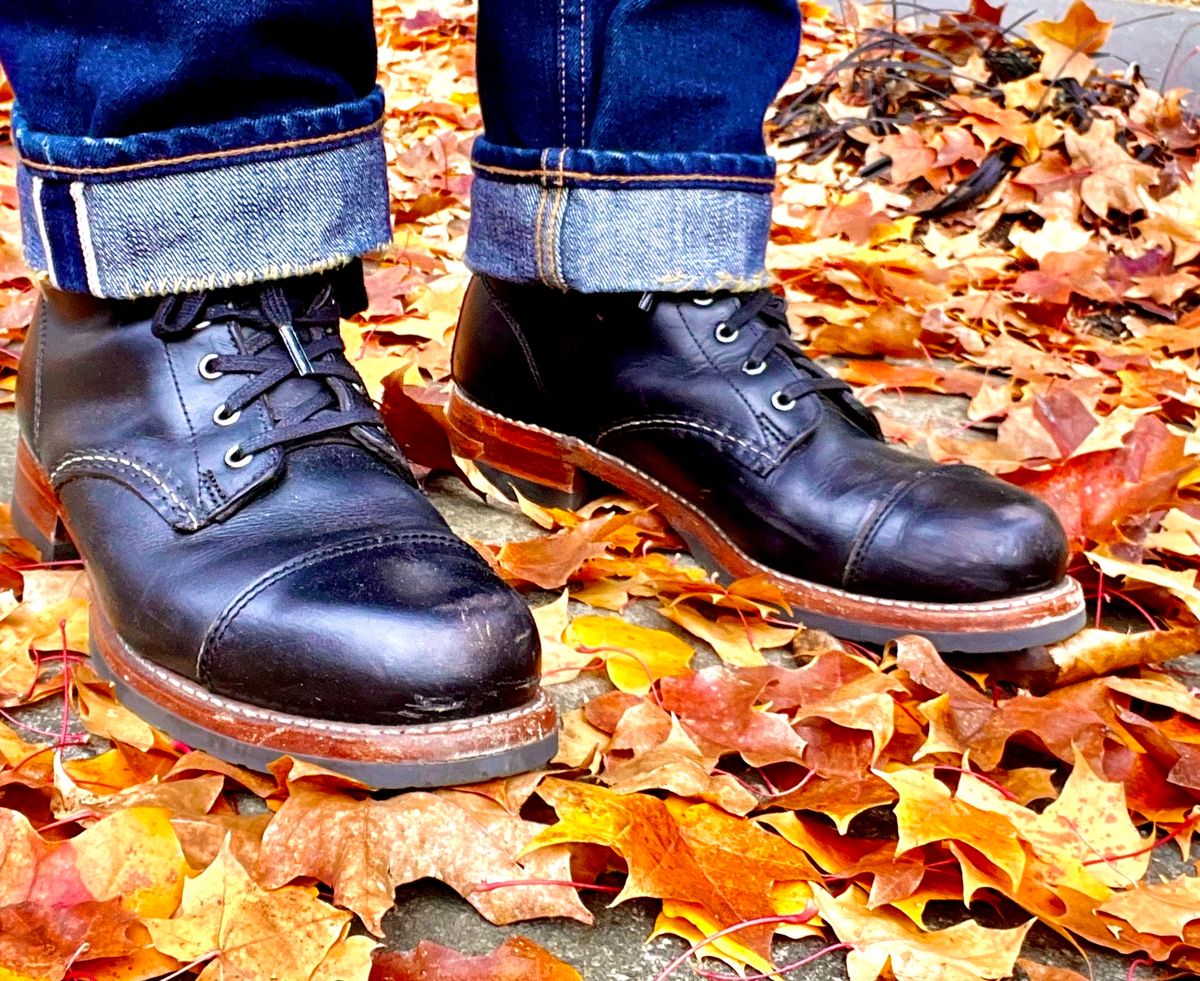 Photo by jenr.l.good on November 21, 2022 of the Wolverine 1000 Mile Cap-Toe Boot in Horween Black Chromexcel.
