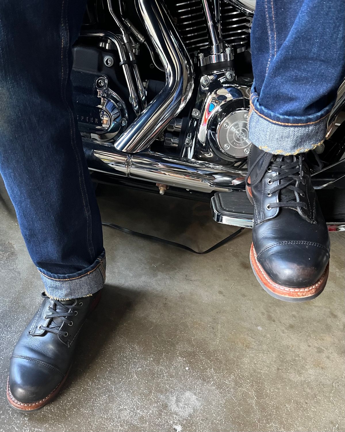 Photo by jenr.l.good on December 1, 2022 of the Wolverine 1000 Mile Cap-Toe Boot in Horween Black Chromexcel.