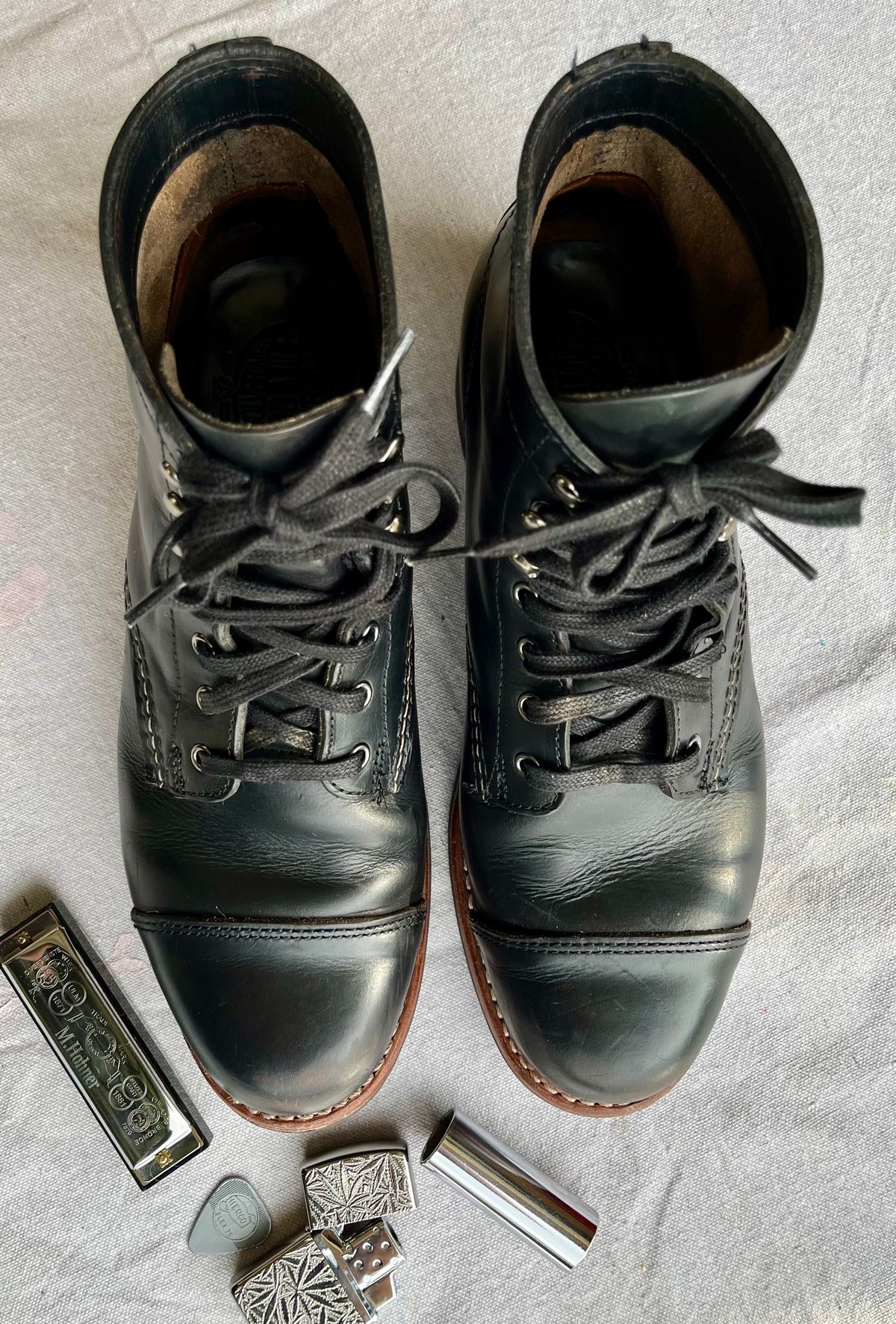 Photo by jenr.l.good on January 3, 2023 of the Wolverine 1000 Mile Cap-Toe Boot in Horween Black Chromexcel.