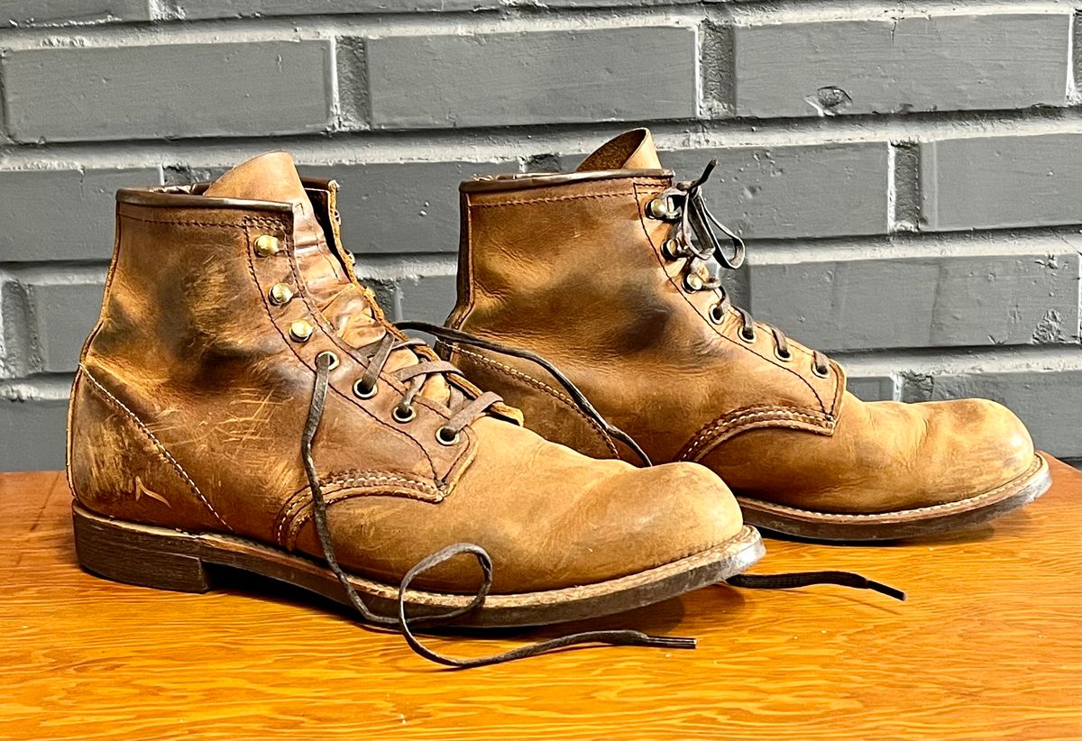 Photo by jenr.l.good on April 20, 2022 of the Red Wing Blacksmith in S.B. Foot Copper Rough and Tough.