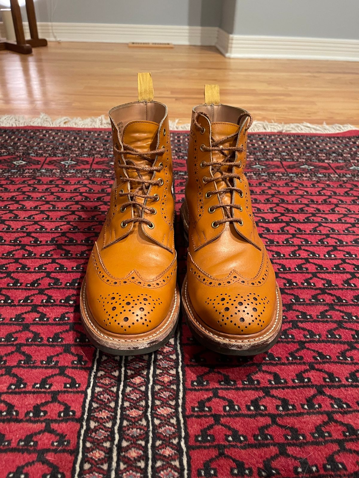 Photo by jack.mackrel on January 6, 2023 of the Tricker's Stow Country Boot in Acorn Antique.