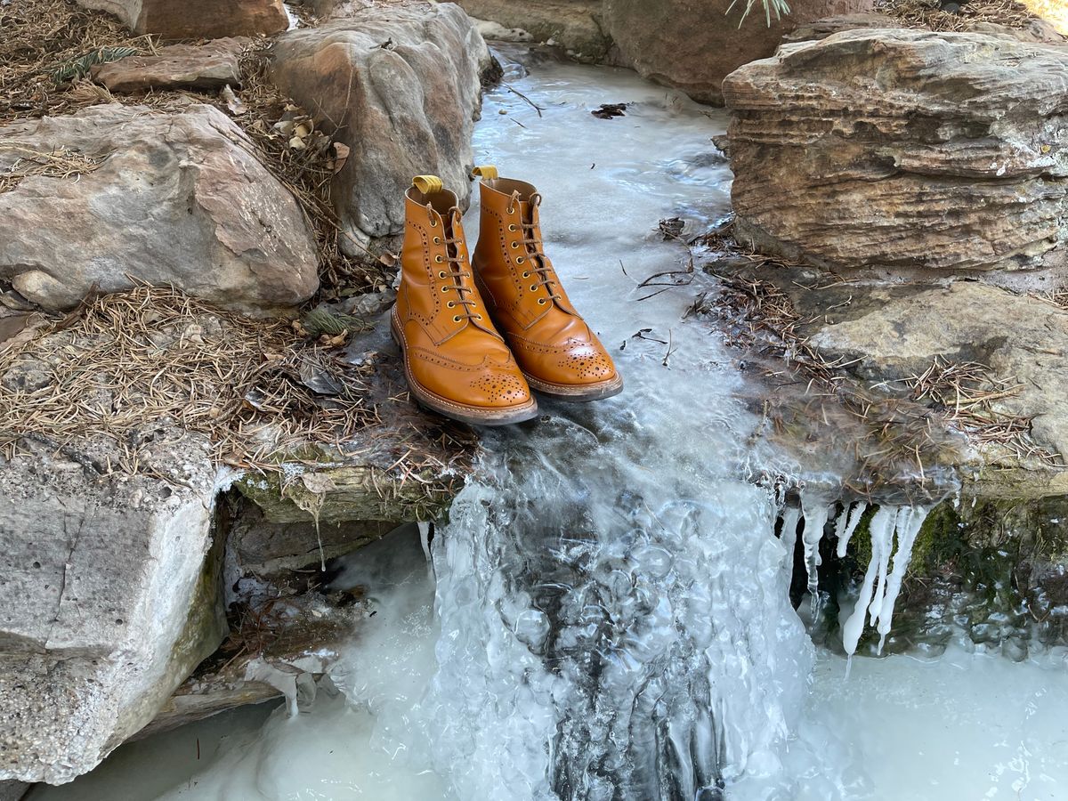 Photo by jack.mackrel on February 2, 2023 of the Tricker's Stow Country Boot in Acorn Antique.