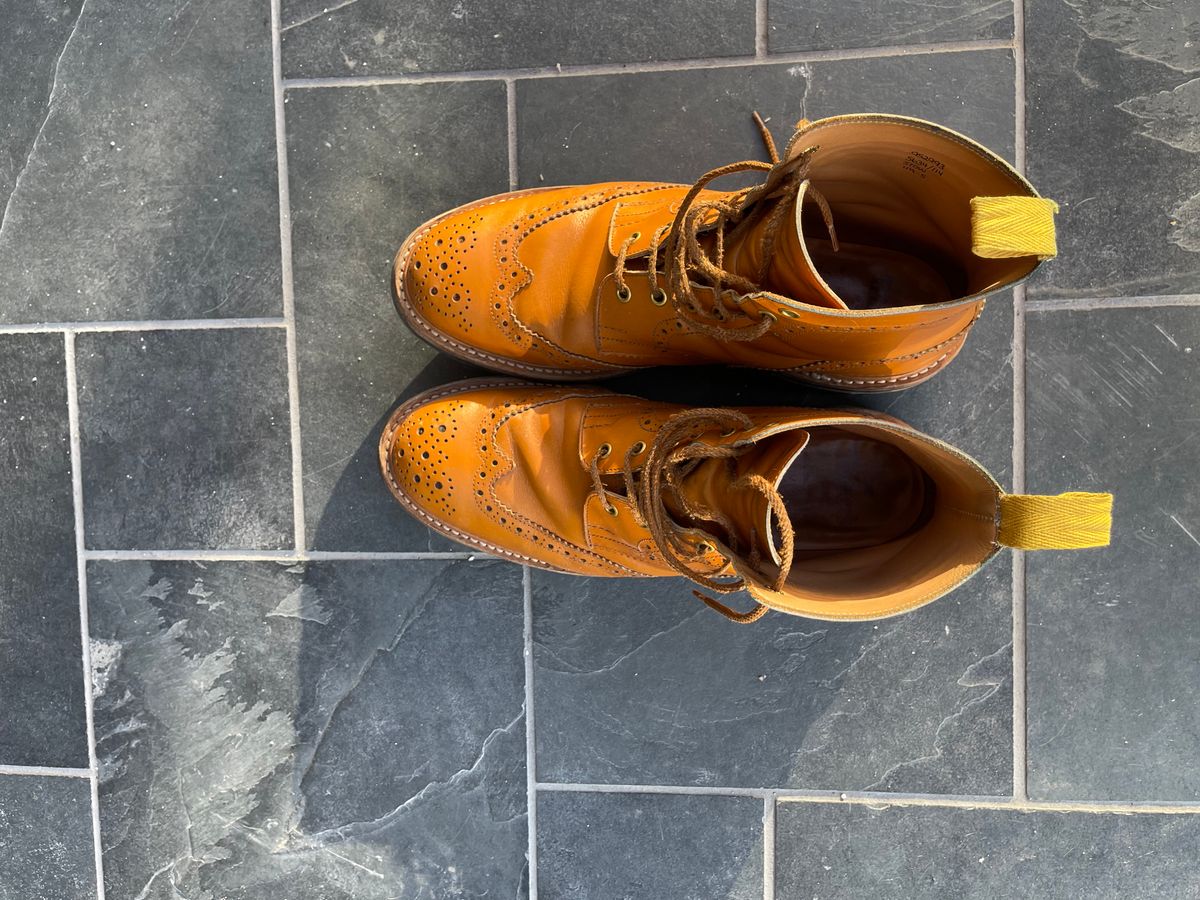 Photo by jack.mackrel on March 2, 2023 of the Tricker's Stow Country Boot in Acorn Antique.