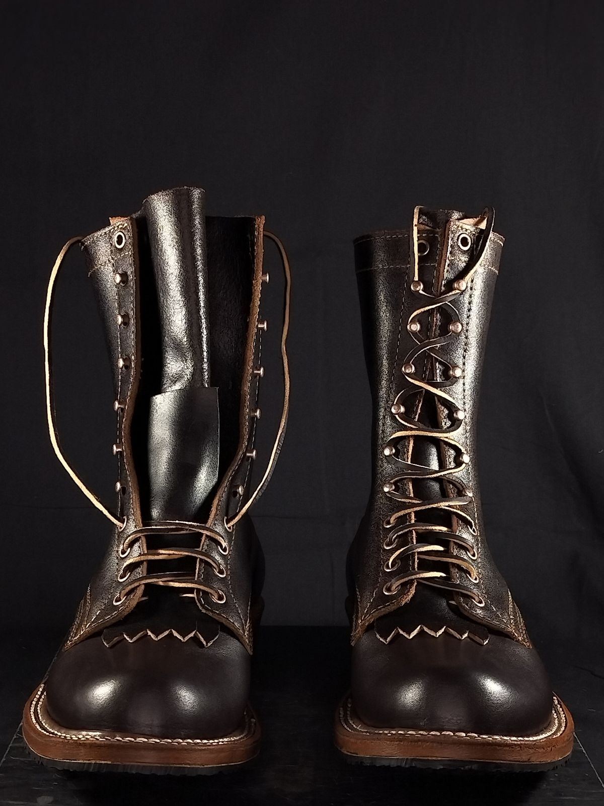 Photo by a1moyer on November 4, 2025 of the White's Custom Model in Horween Dark Brown Waxed Flesh & Seidel Brown Dress.