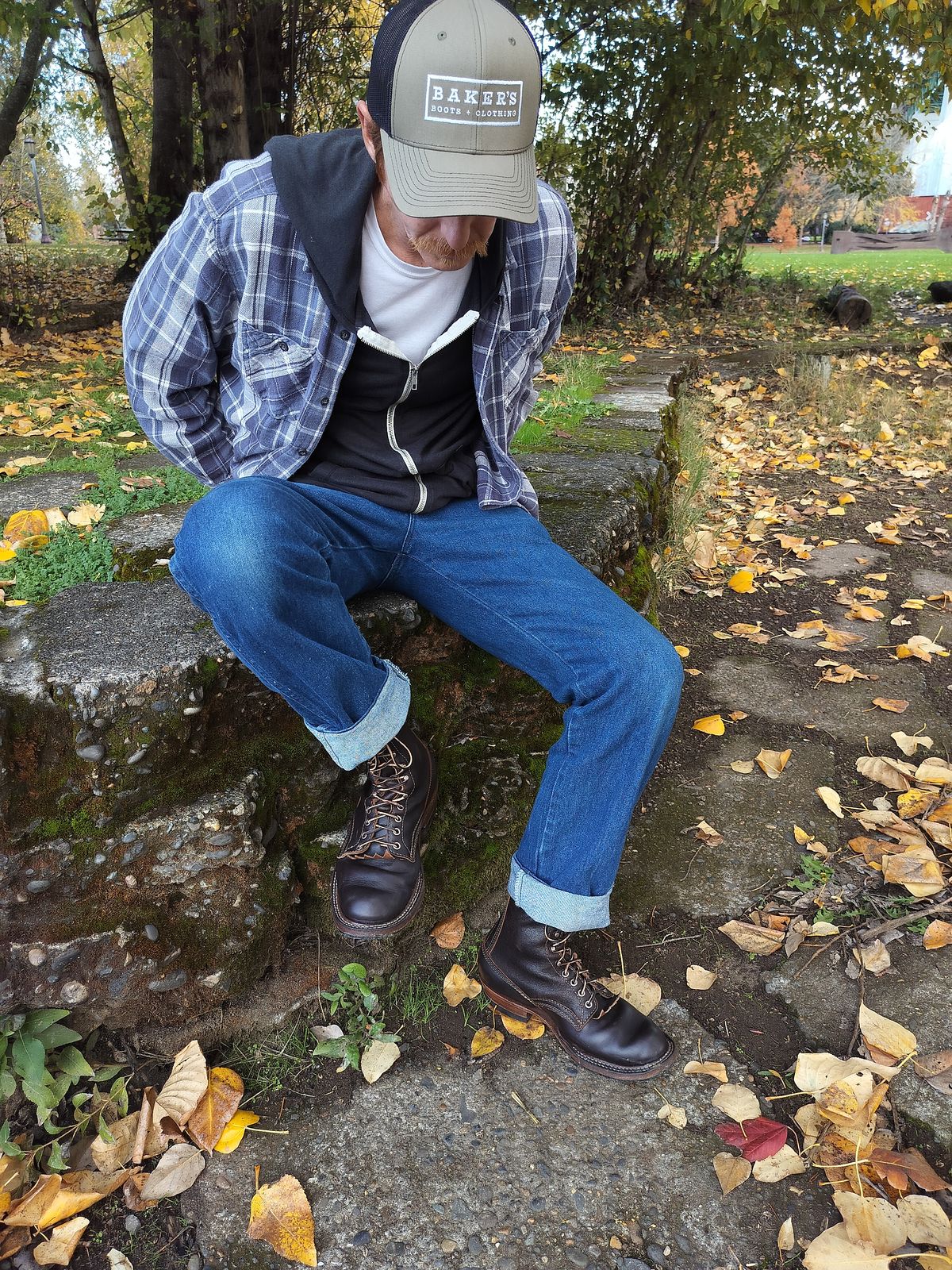 Photo by a1moyer on November 20, 2025 of the White's Custom Model in Horween Dark Brown Waxed Flesh & Seidel Brown Dress.