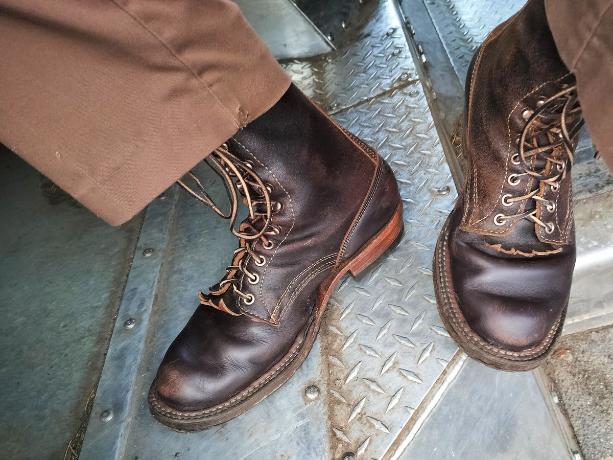 Photo by a1moyer on December 22, 2025 of the White's Custom Model in Horween Dark Brown Waxed Flesh & Seidel Brown Dress.