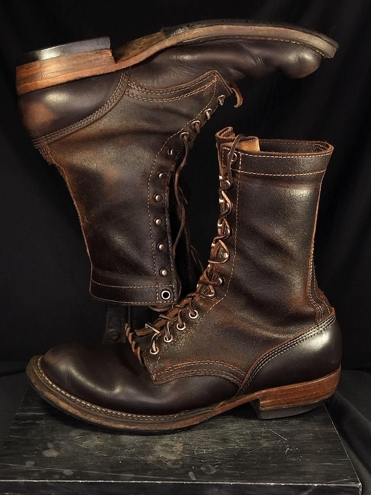 Photo by a1moyer on February 2, 2026 of the White's Custom Model in Horween Dark Brown Waxed Flesh & Seidel Brown Dress.