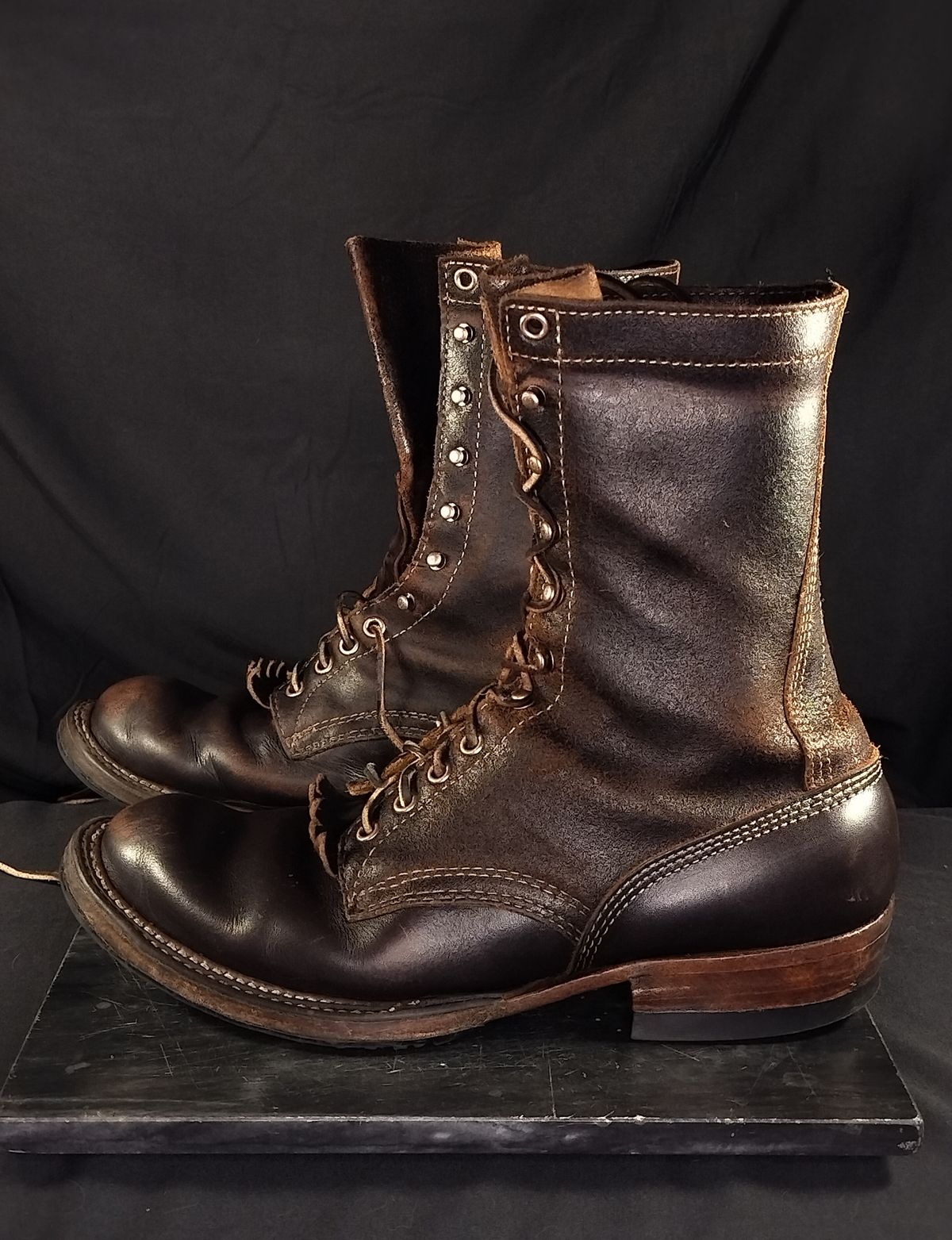 Photo by a1moyer on March 2, 2026 of the White's Custom Model in Horween Dark Brown Waxed Flesh & Seidel Brown Dress.