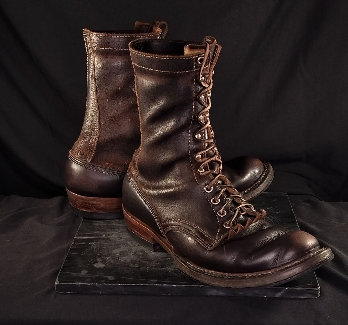 Photo by a1moyer on March 2, 2026 of the White's Custom Model in Horween Dark Brown Waxed Flesh & Seidel Brown Dress.