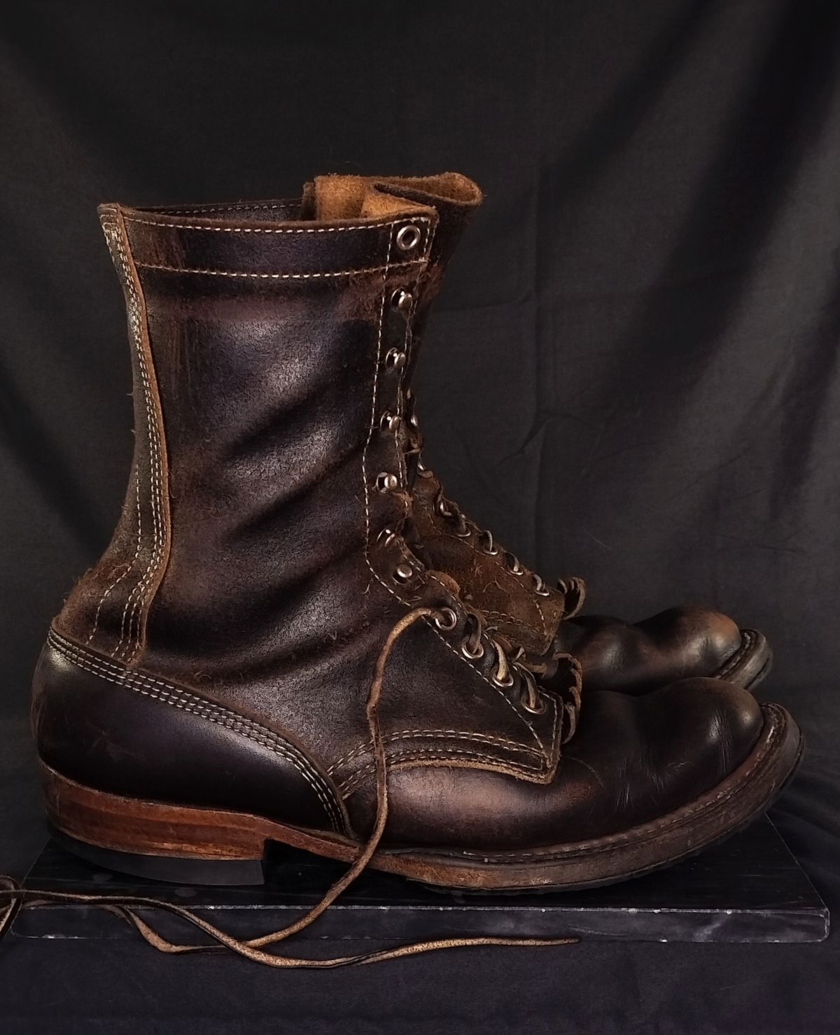 Photo by a1moyer on March 31, 2026 of the White's Custom Model in Horween Dark Brown Waxed Flesh & Seidel Brown Dress.