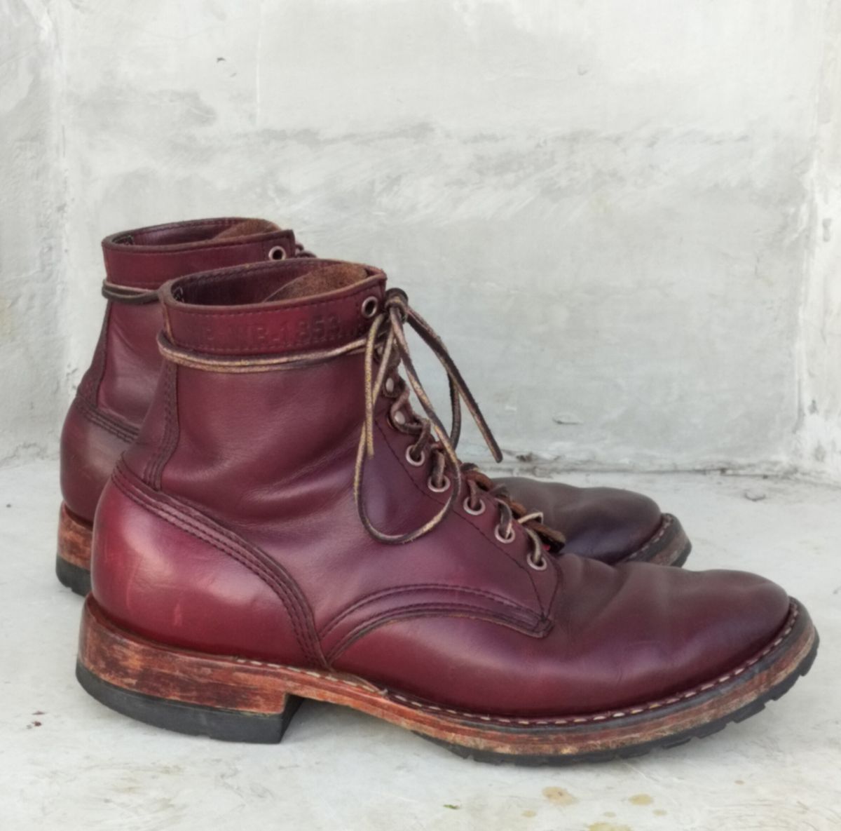 Photo by a1moyer on December 4, 2024 of the White's MP-Sherman Plain Toe in Horween Color 8 Chromexcel.