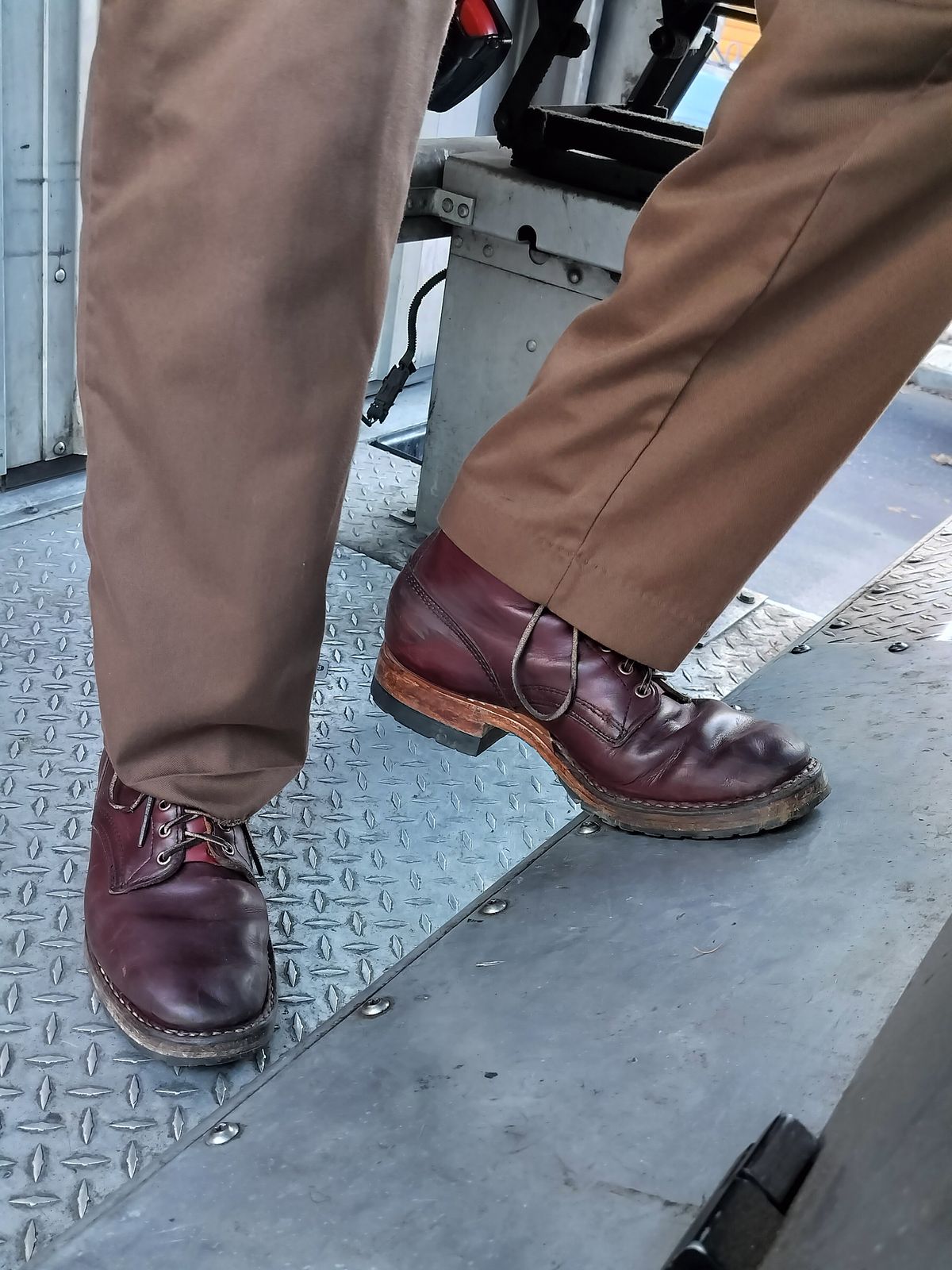 Photo by a1moyer on December 11, 2024 of the White's MP-Sherman Plain Toe in Horween Color 8 Chromexcel.