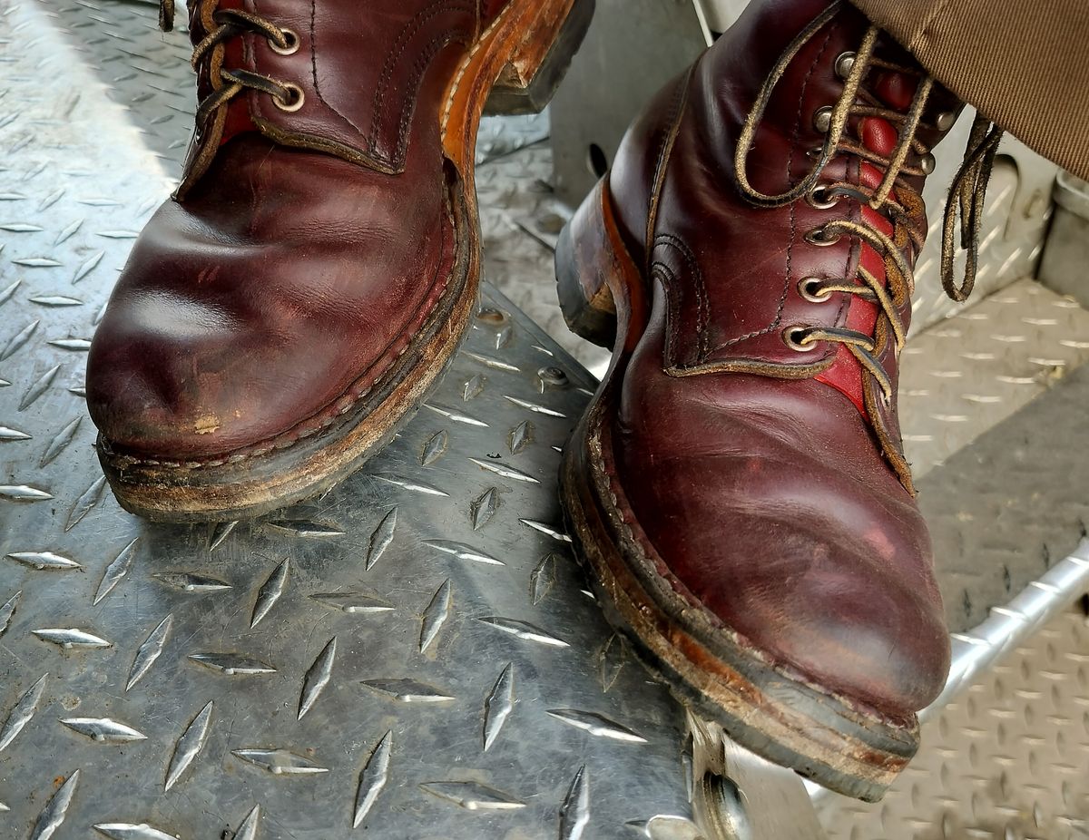 Photo by a1moyer on December 20, 2024 of the White's MP-Sherman Plain Toe in Horween Color 8 Chromexcel.
