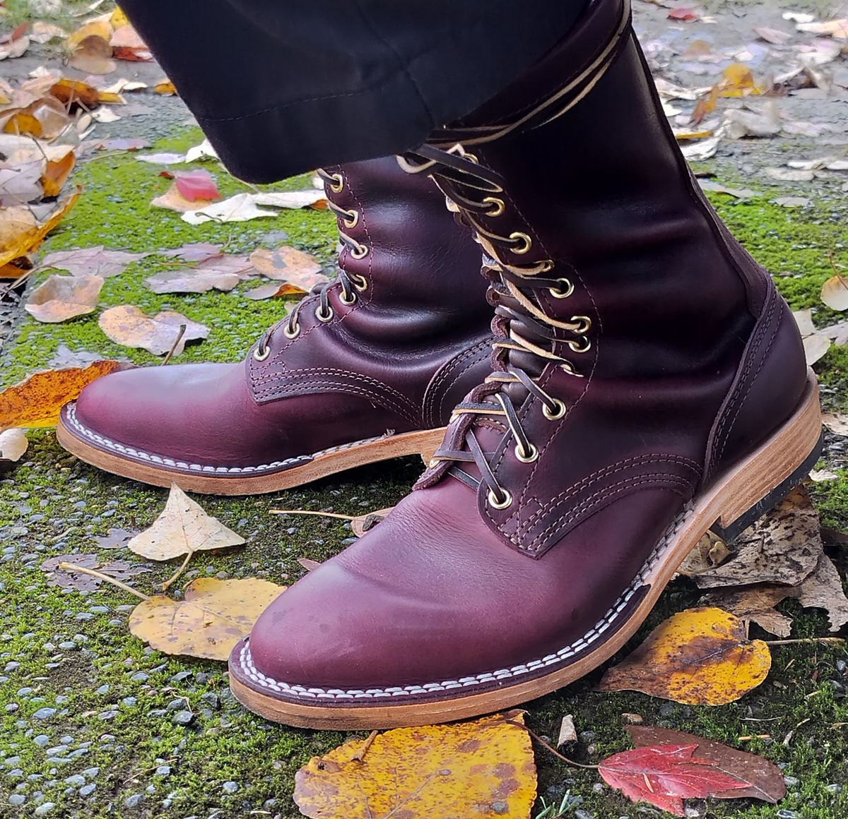 Photo by a1moyer on November 28, 2024 of the Nicks Nicks / X Parkhurst V3 in Horween Color 8 Cypress.