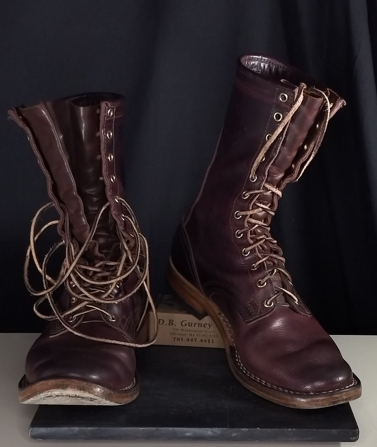 Photo by a1moyer on September 29, 2025 of the Nicks Nicks / X Parkhurst V3 in Horween Color 8 Cypress.