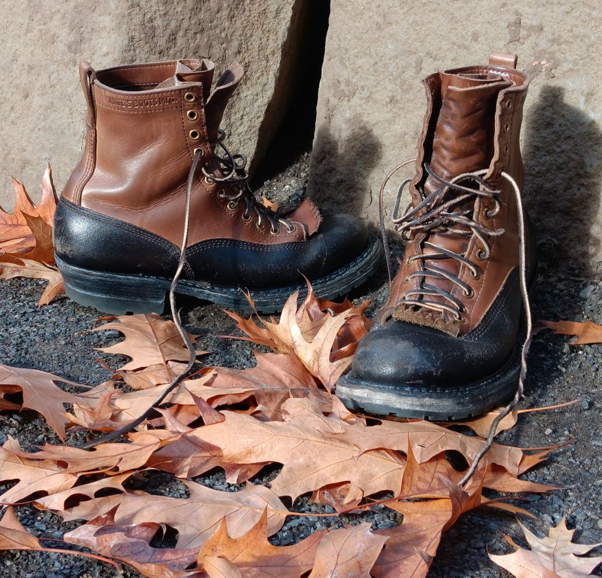 Photo by a1moyer on November 1, 2023 of the White's x Division Road LTT Logger 375 in Horween Black Waxed Flesh & Horween Natural Chromexcel.