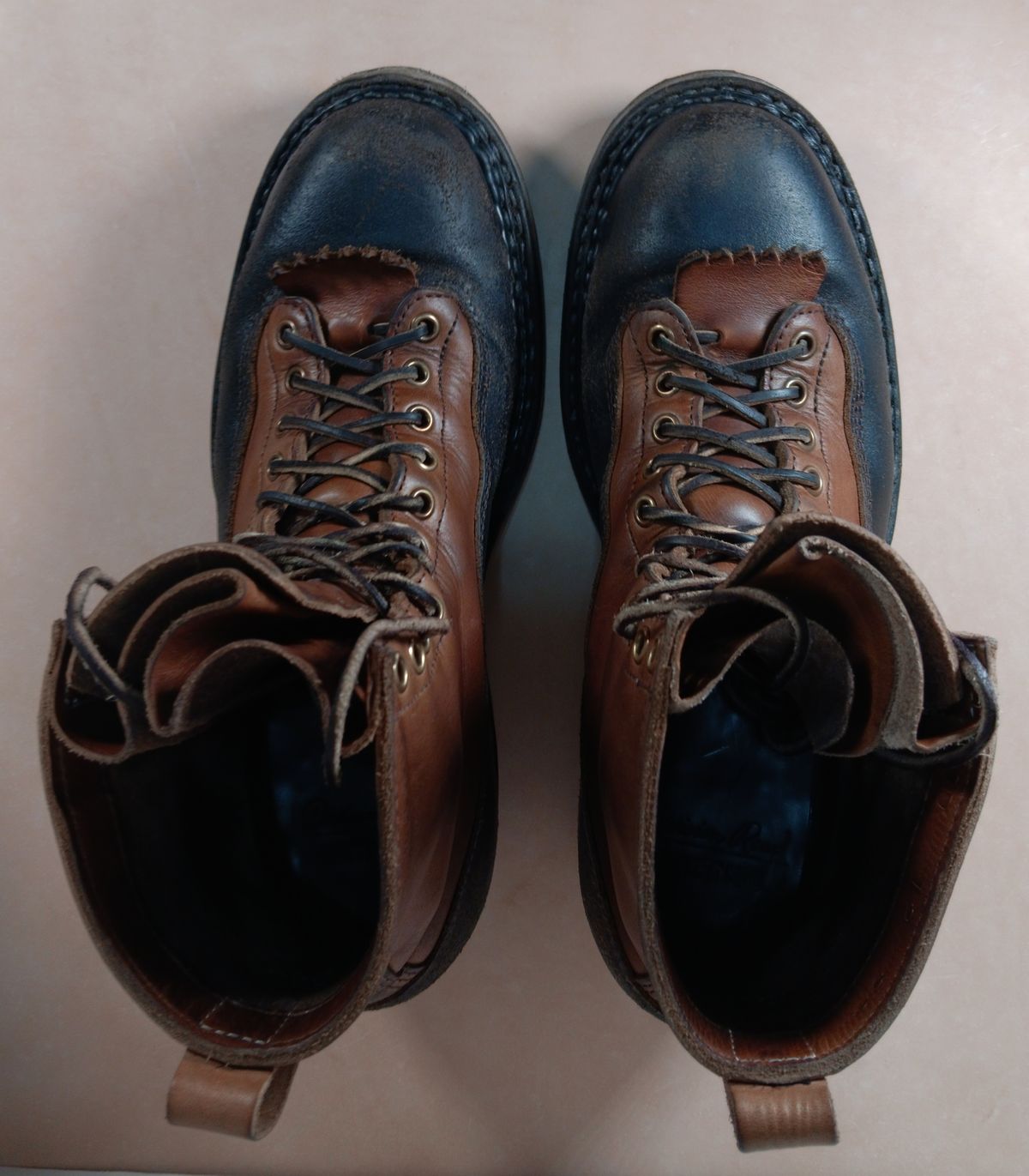 Photo by a1moyer on November 1, 2023 of the White's x Division Road LTT Logger 375 in Horween Black Waxed Flesh & Horween Natural Chromexcel.