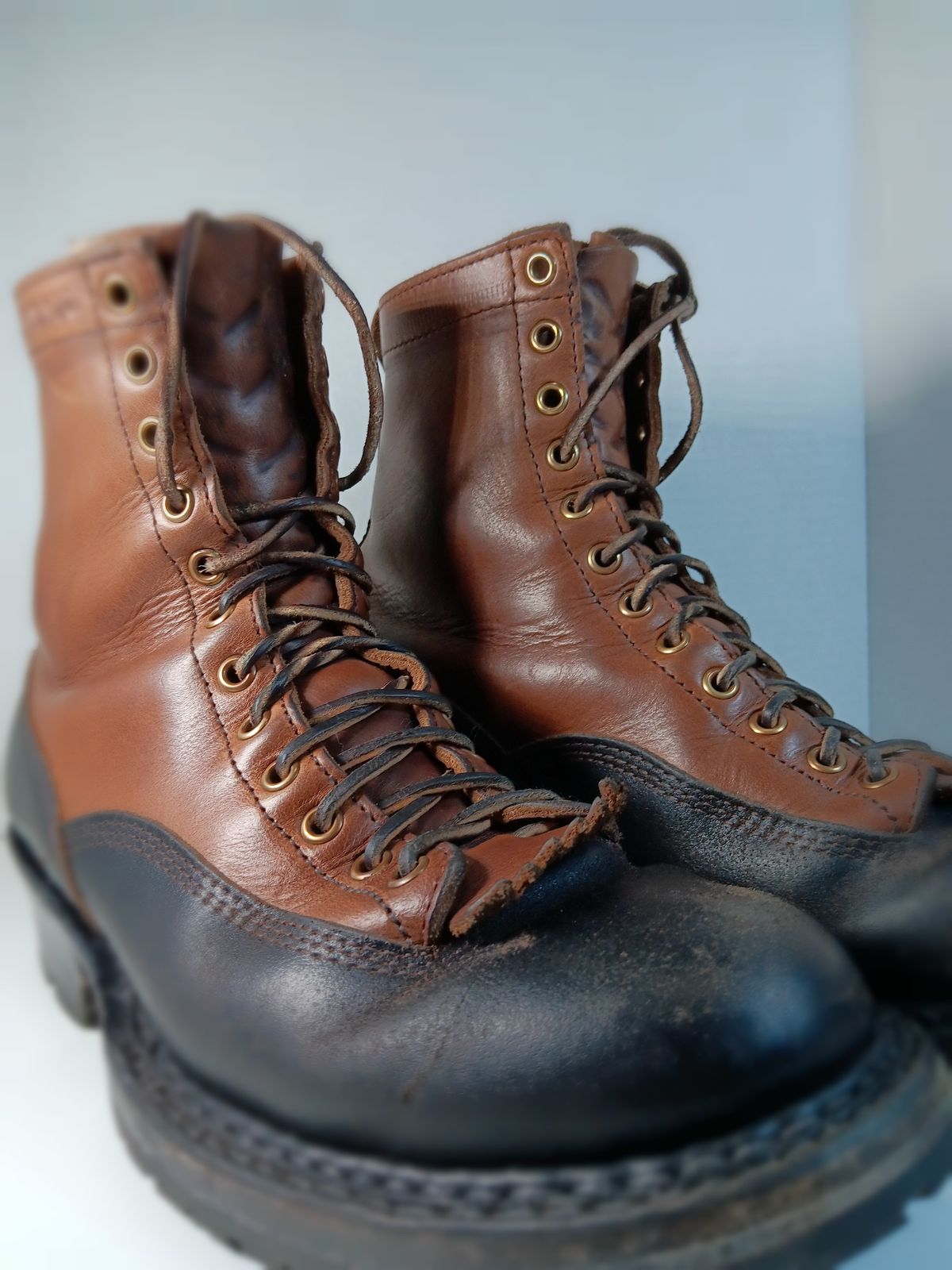 Photo by a1moyer on November 13, 2023 of the White's x Division Road LTT Logger 375 in Horween Black Waxed Flesh & Horween Natural Chromexcel.