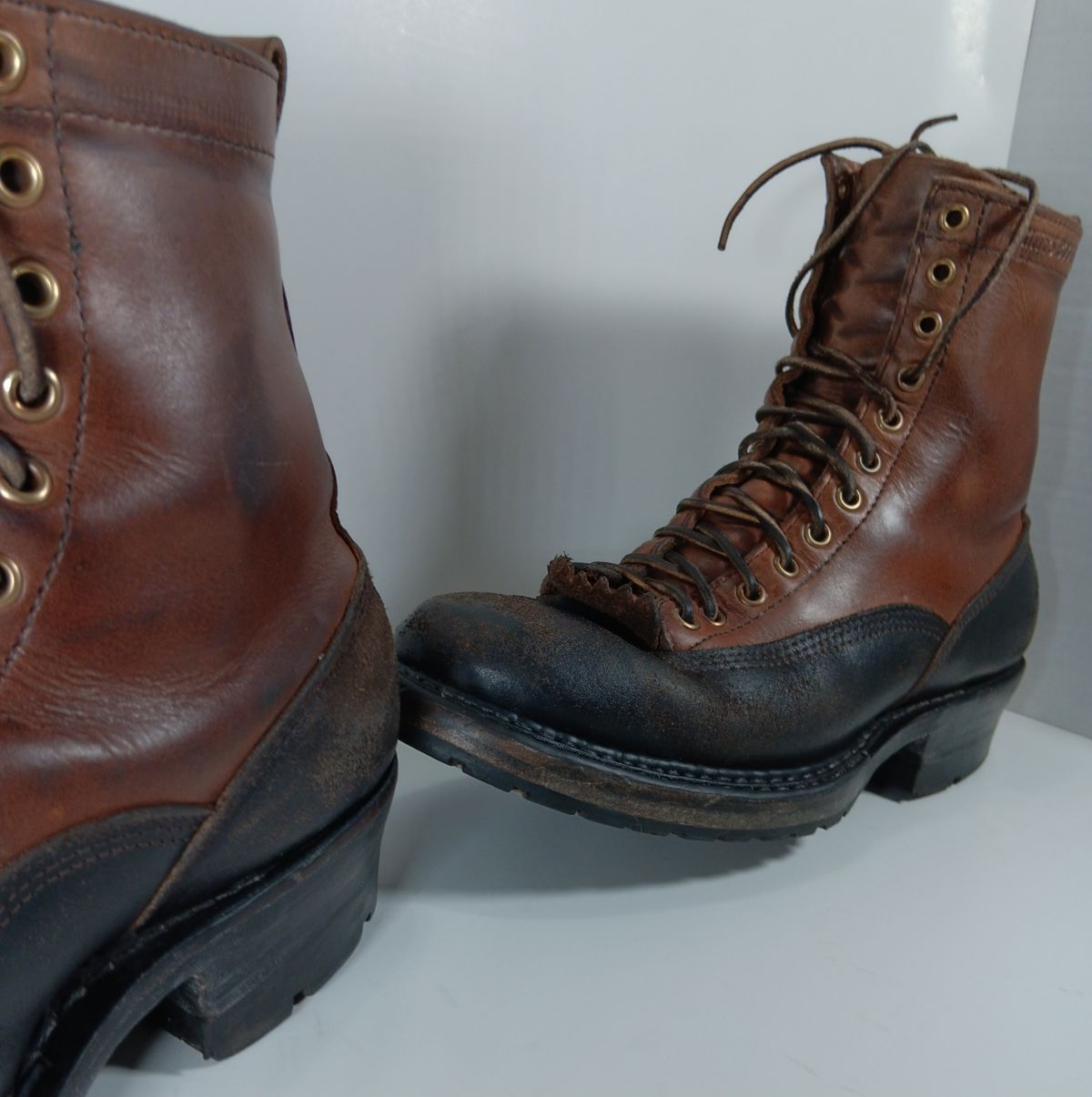 Photo by a1moyer on December 18, 2023 of the White's x Division Road LTT Logger 375 in Horween Black Waxed Flesh & Horween Natural Chromexcel.