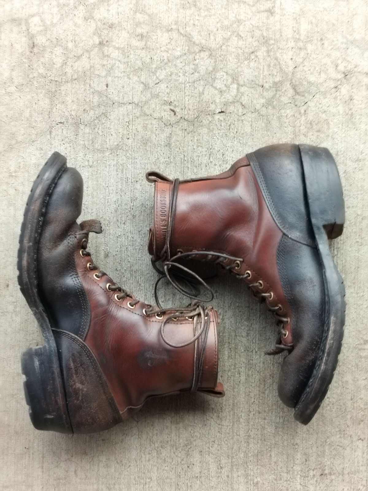 Photo by a1moyer on March 5, 2024 of the White's x Division Road LTT Logger 375 in Horween Black Waxed Flesh & Horween Natural Chromexcel.