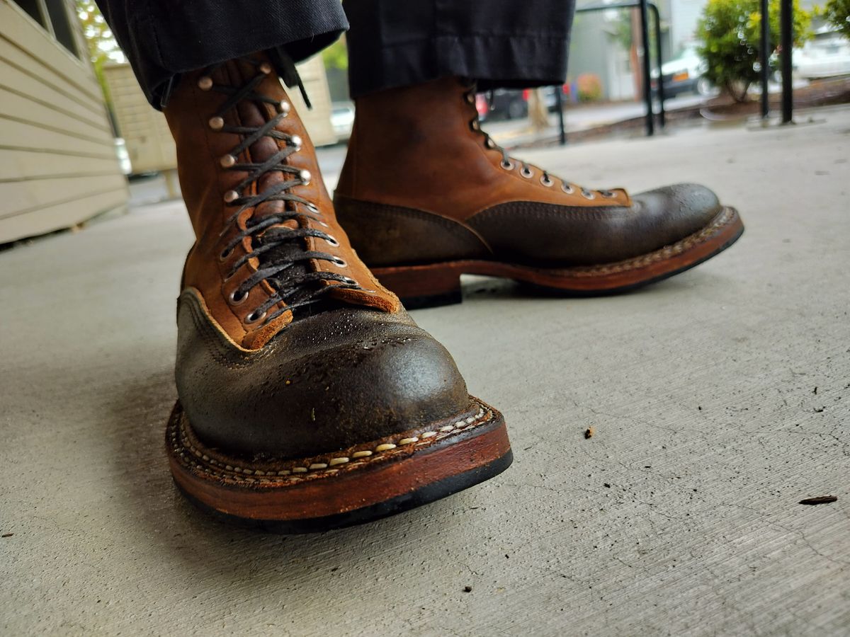 Photo by a1moyer on September 2, 2024 of the White's 375 LTT Construction Boot in Seidel Distressed Smooth & Horween Olive Waxed Flesh.