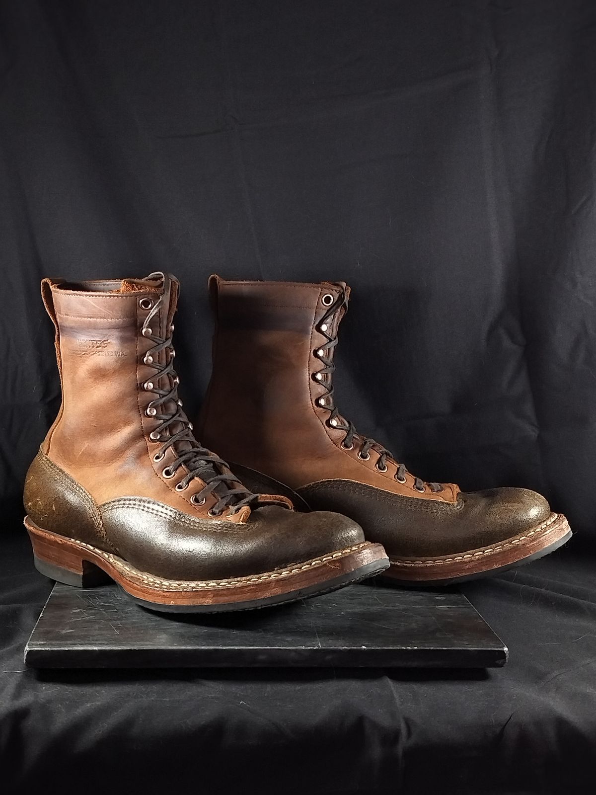 Photo by a1moyer on March 19, 2025 of the White's 375 LTT Construction Boot in Seidel Distressed Smooth & Horween Olive Waxed Flesh.