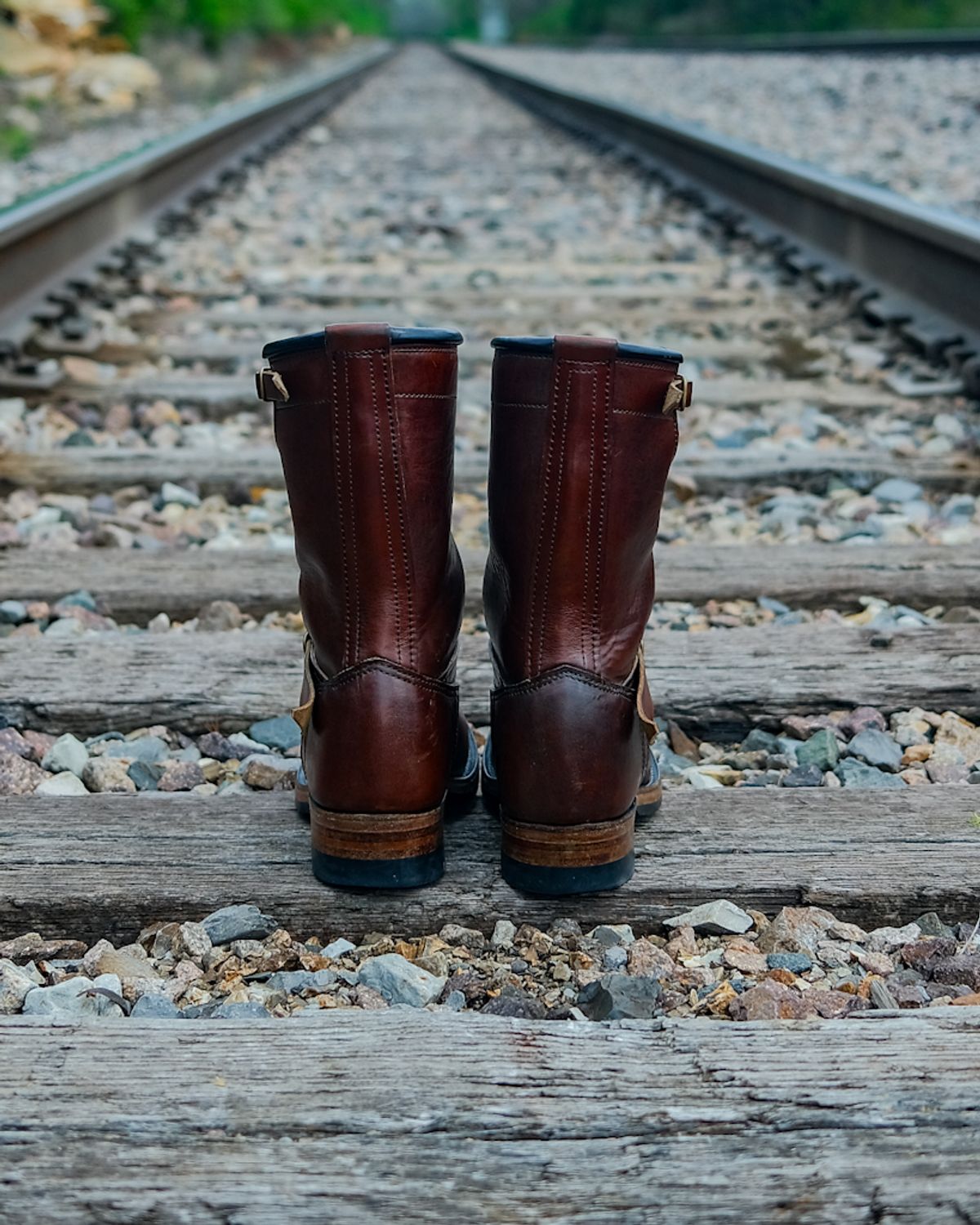 Photo by rawtofaded on April 3, 2026 of the Kreosote PaRLOR SkAR in Wickett & Craig Russet Harness with Kustom Color Treatment.