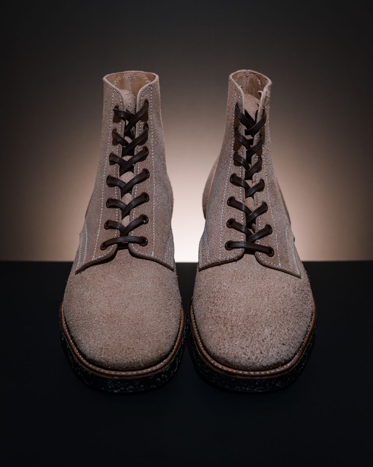 Photo by rawtofaded on October 4, 2022 of the Clinch Yeager Boots in Wickett & Craig Natural Latigo Roughout.