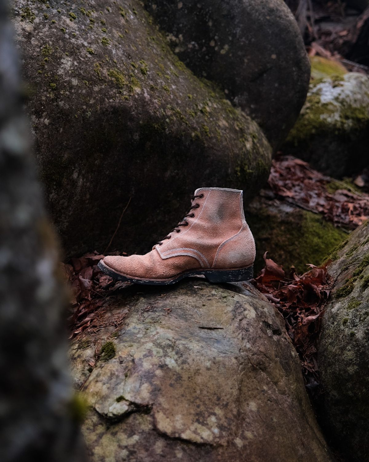 Photo by rawtofaded on January 3, 2023 of the Clinch Yeager Boots in Wickett & Craig Natural Latigo Roughout.