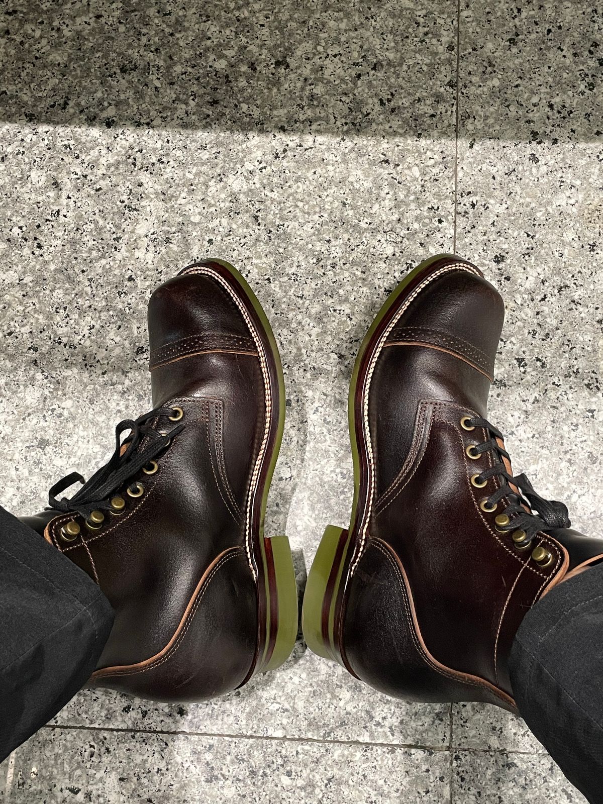 Photo by Alekirx on July 21, 2022 of the XBXS Land Boots in Horween Black Waxed Flesh.