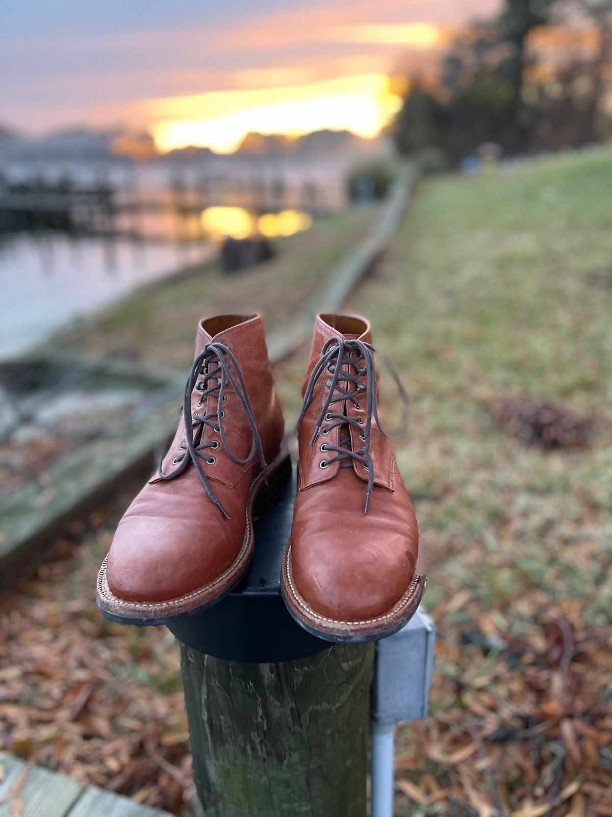 Photo by Btins on December 3, 2023 of the Grant Stone Edward Boot in Incas Rust Kangaroo.