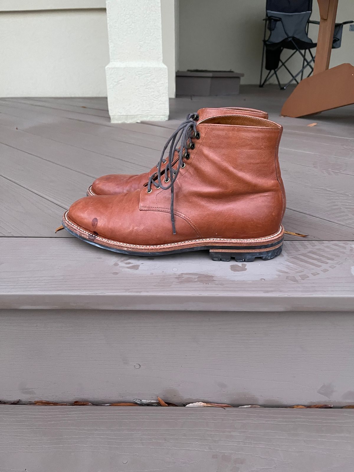 Photo by Btins on December 3, 2023 of the Grant Stone Edward Boot in Incas Rust Kangaroo.