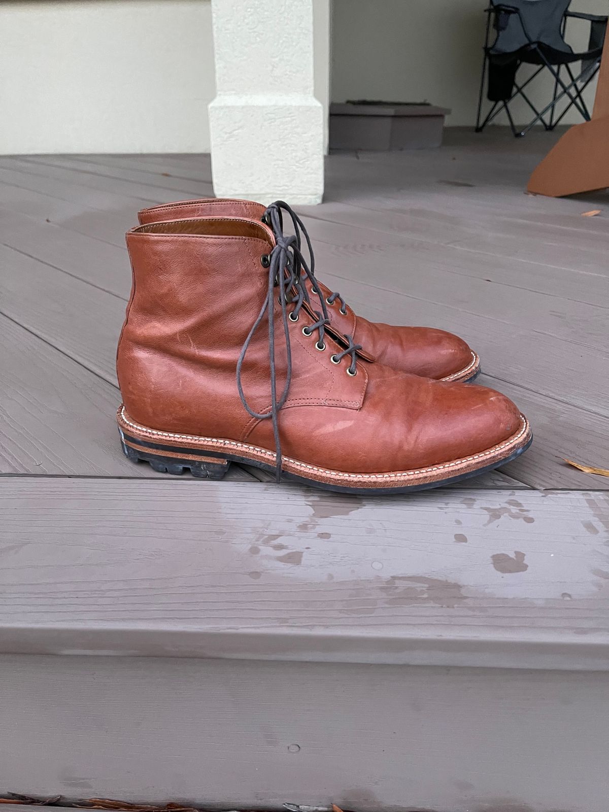 Photo by Btins on December 3, 2023 of the Grant Stone Edward Boot in Incas Rust Kangaroo.