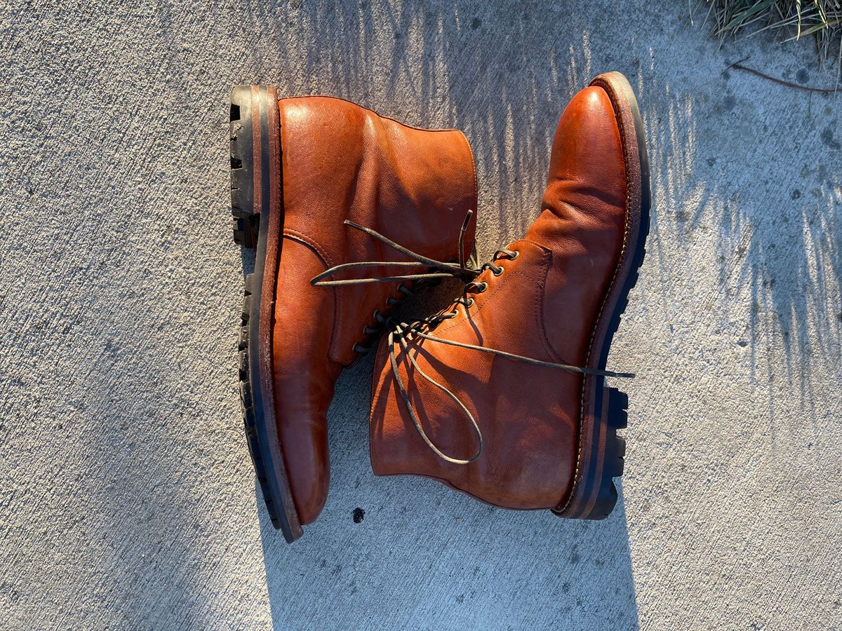 Photo by Btins on February 4, 2024 of the Grant Stone Edward Boot in Incas Rust Kangaroo.