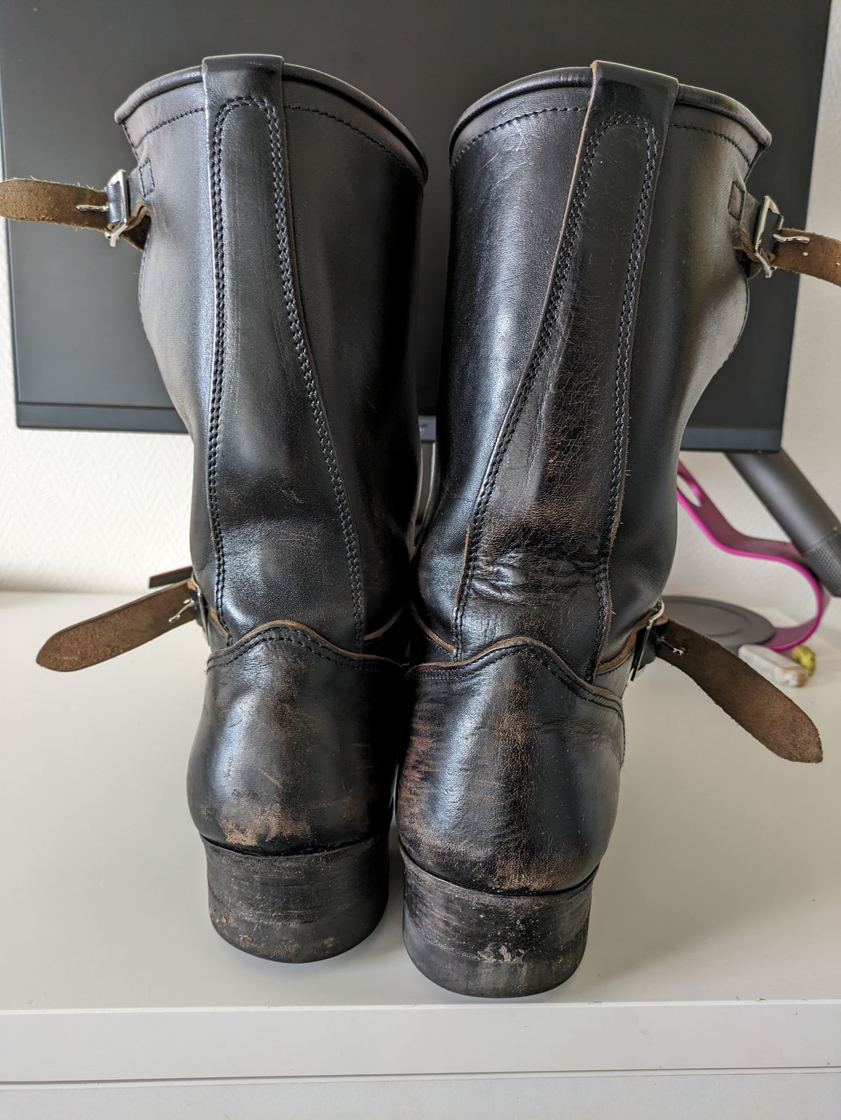 Photo by mvilla on November 5, 2023 of the Attractions BILTBUCK Engineer Boots in Black Italian Horsebutt.