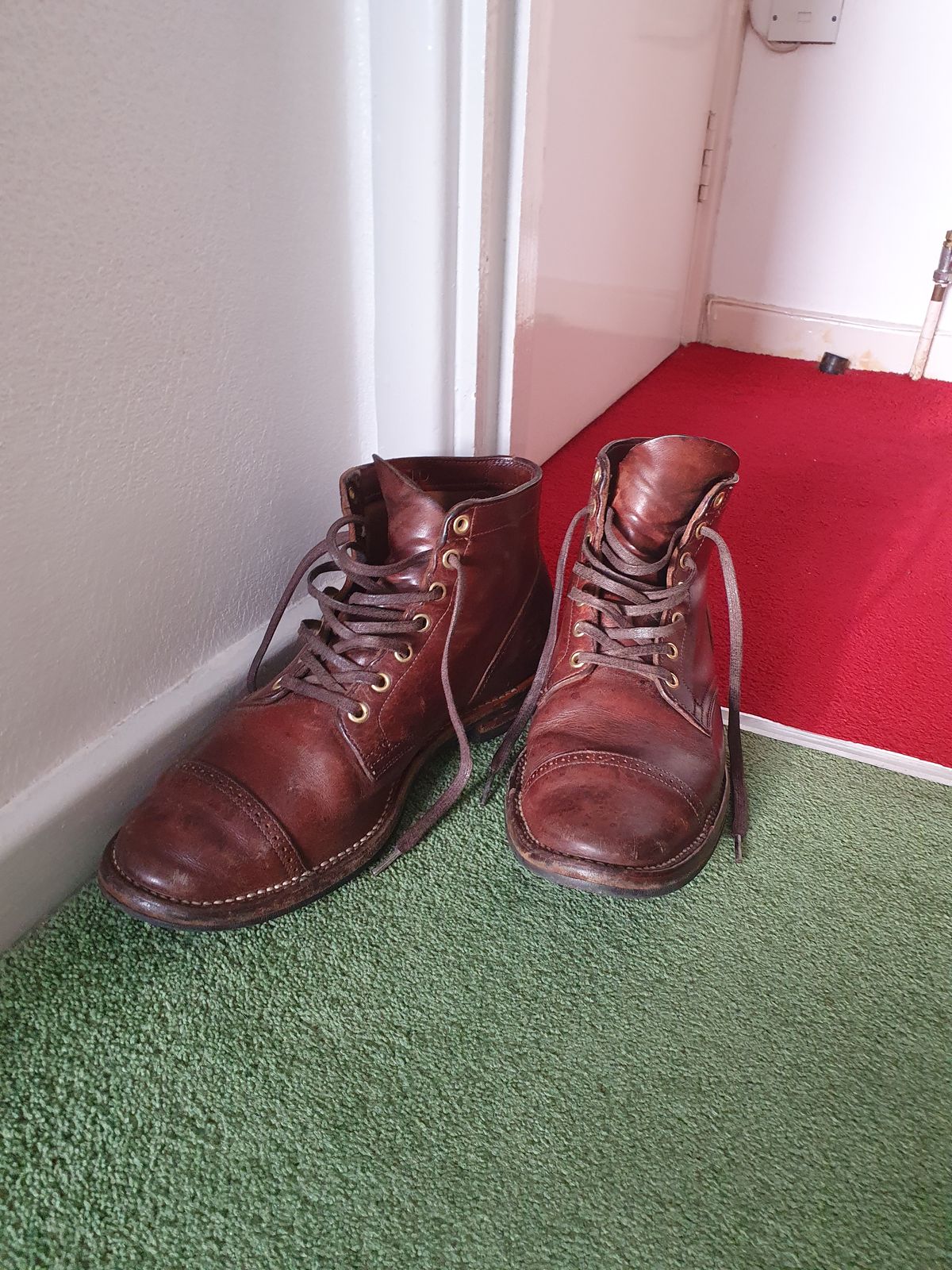 Photo by mvilla on December 17, 2022 of the Viberg Service Boot PCT in Horween Crust Chromexcel.