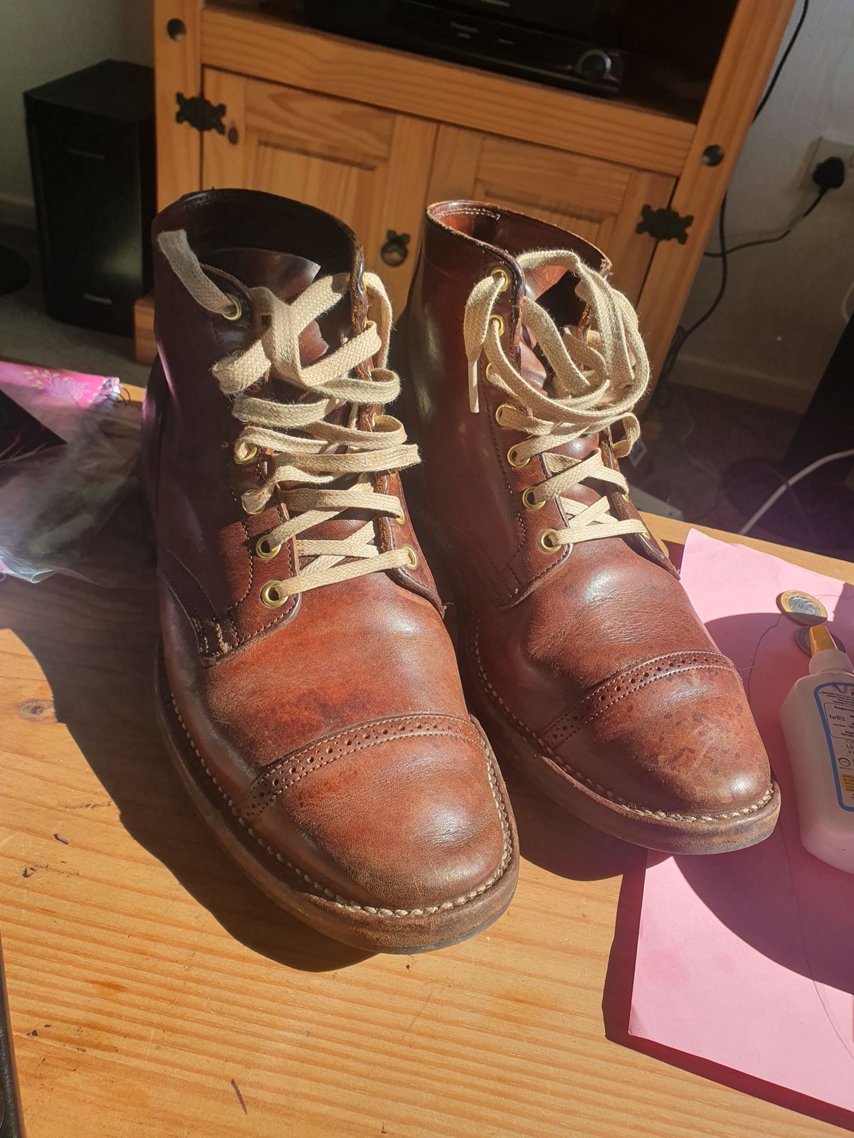 Photo by mvilla on April 7, 2023 of the Viberg Service Boot PCT in Horween Crust Chromexcel.