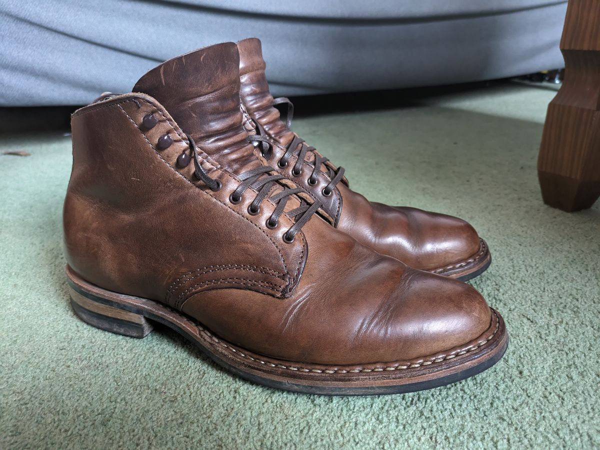 Photo by mvilla on December 18, 2023 of the White's Stevens (Plain Toe) in Horween Natural Chromexcel.